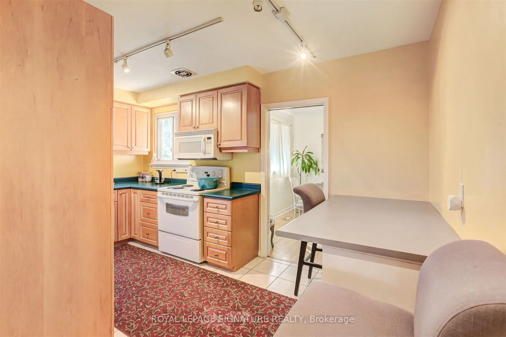 3157 The Credit Woodlands
