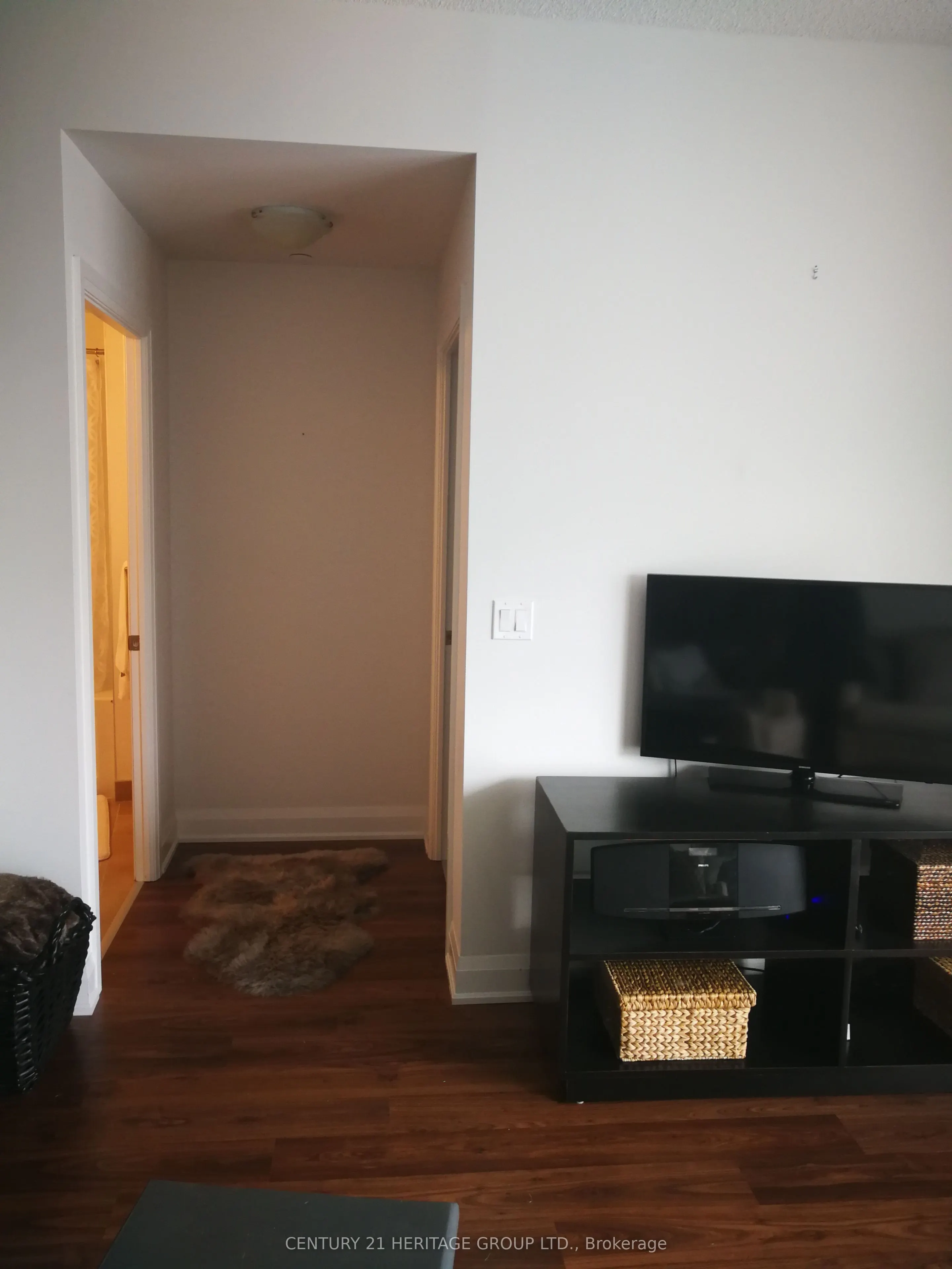 25 Fontenay Court, #1607