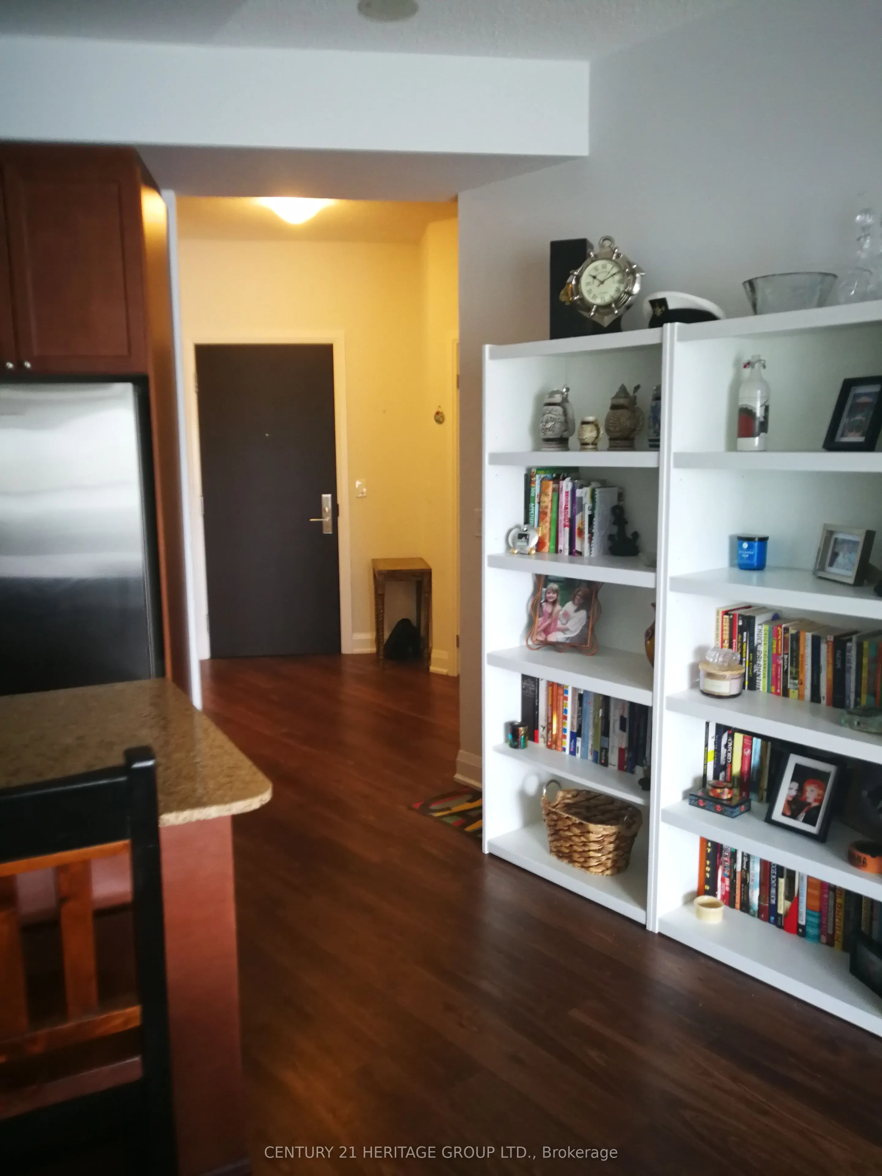25 Fontenay Court, #1607