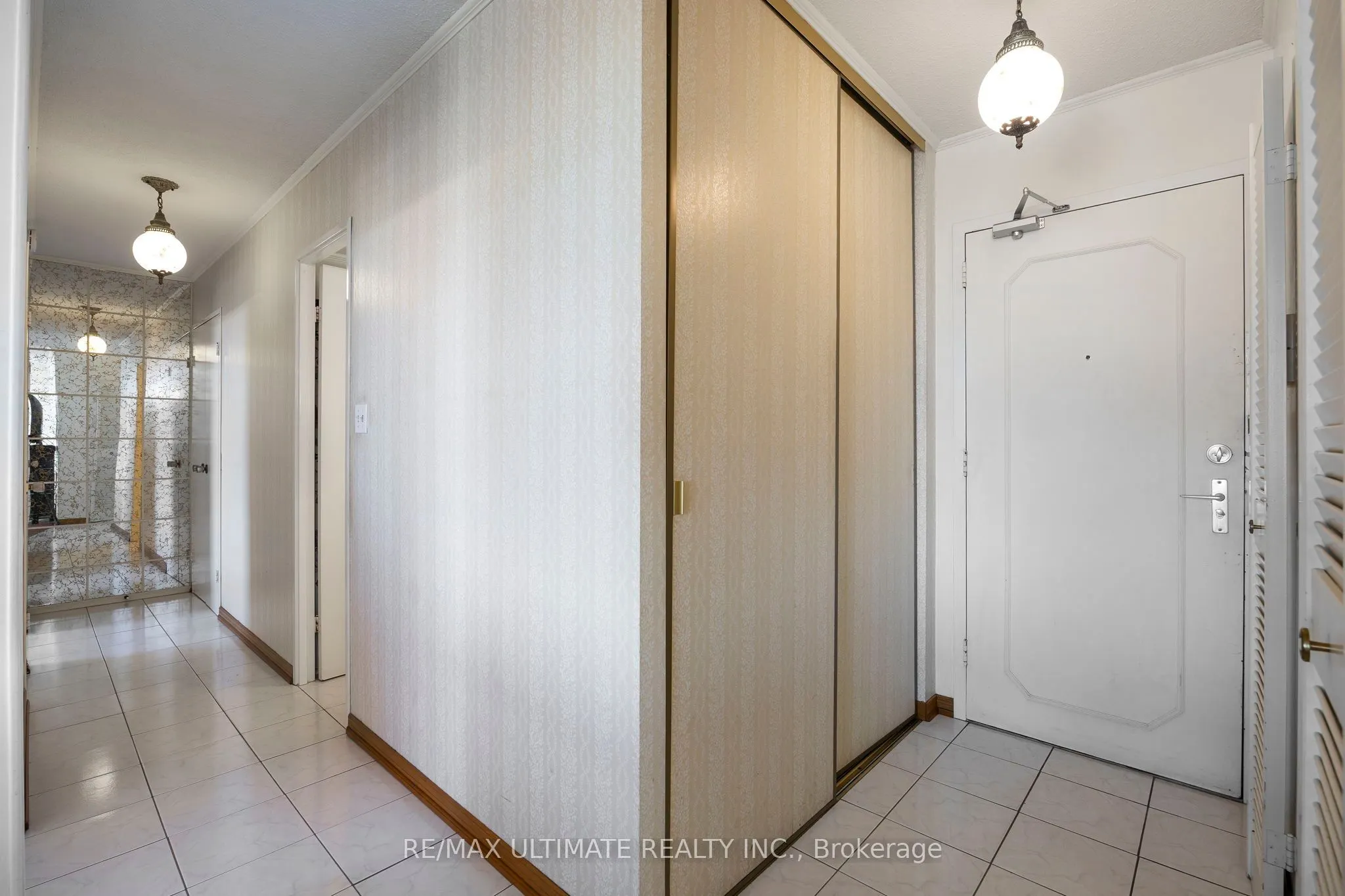 345 Driftwood Avenue, #606