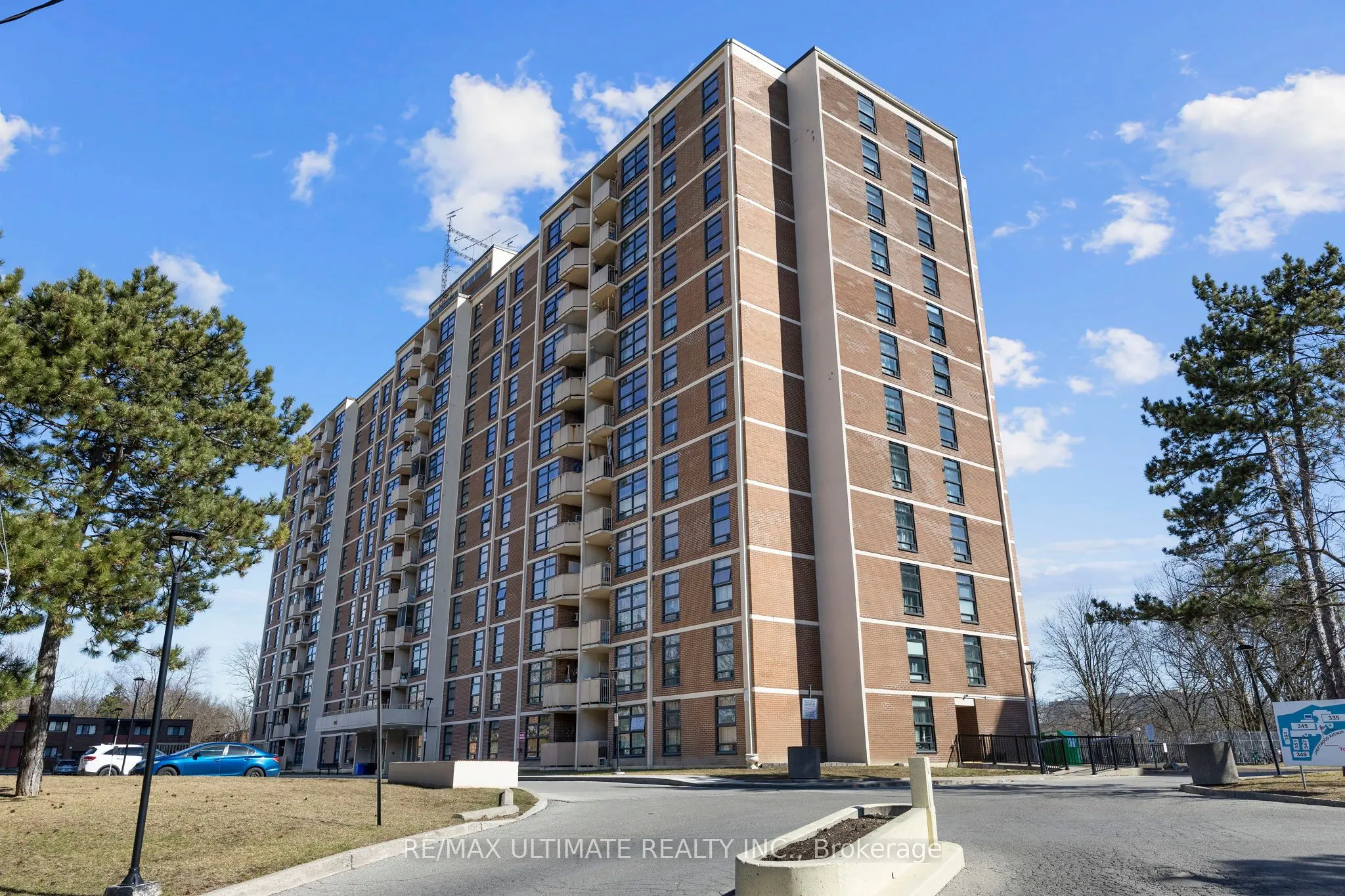 345 Driftwood Avenue, #606