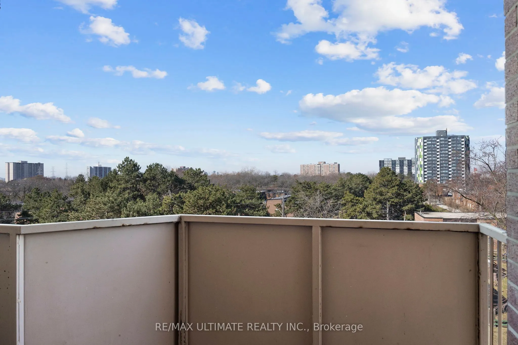345 Driftwood Avenue, #606