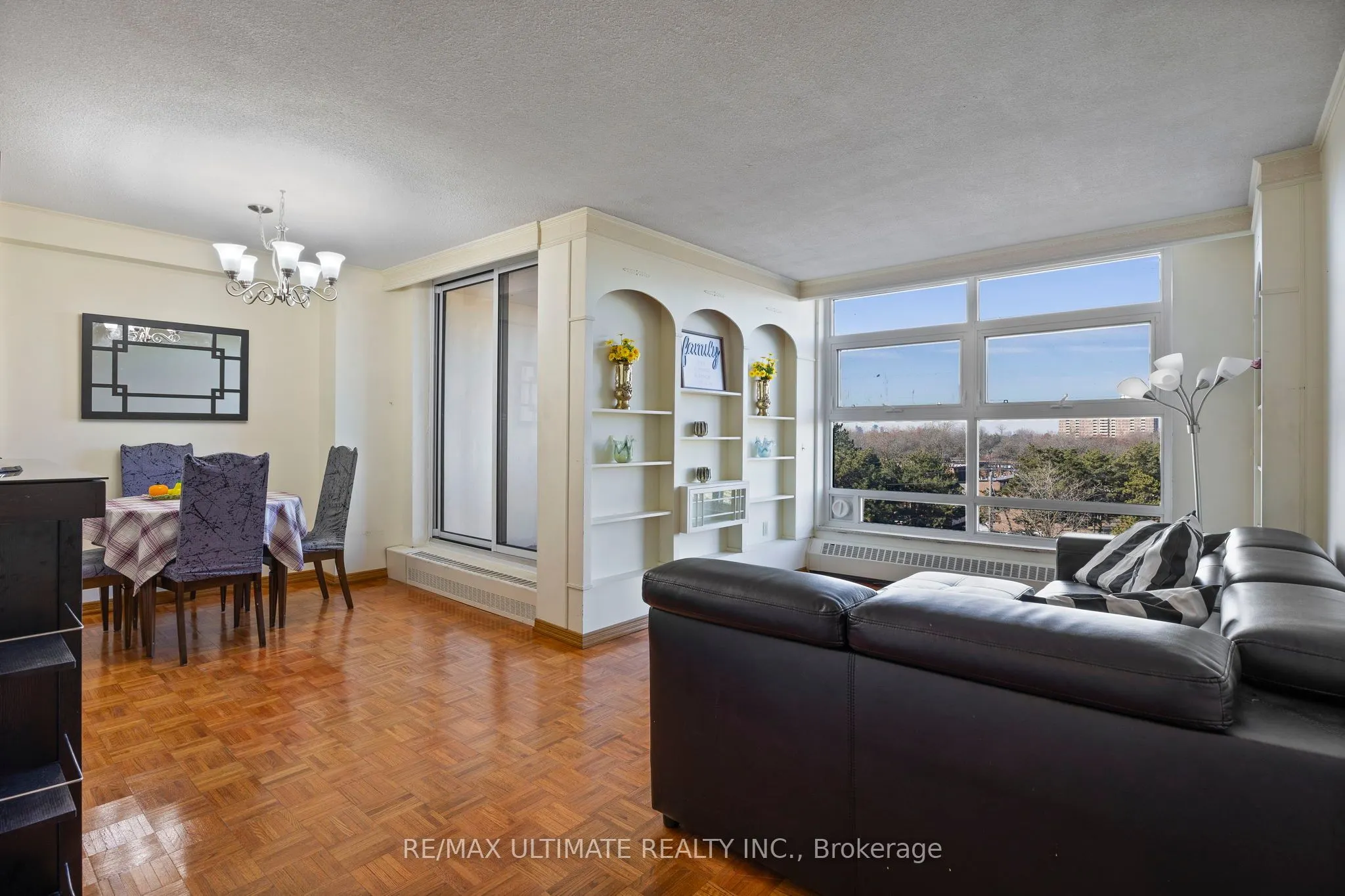 345 Driftwood Avenue, #606