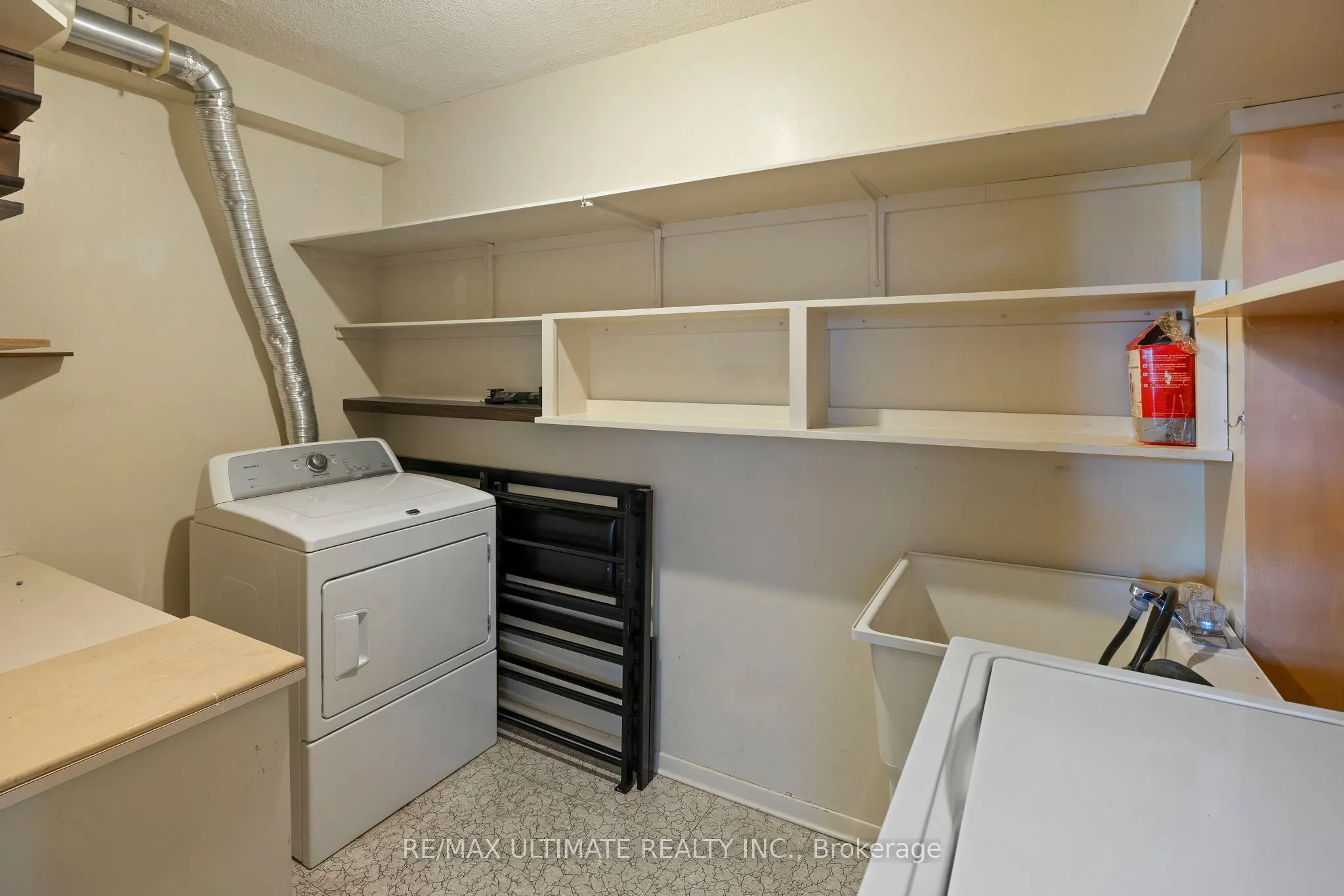 345 Driftwood Avenue, #606