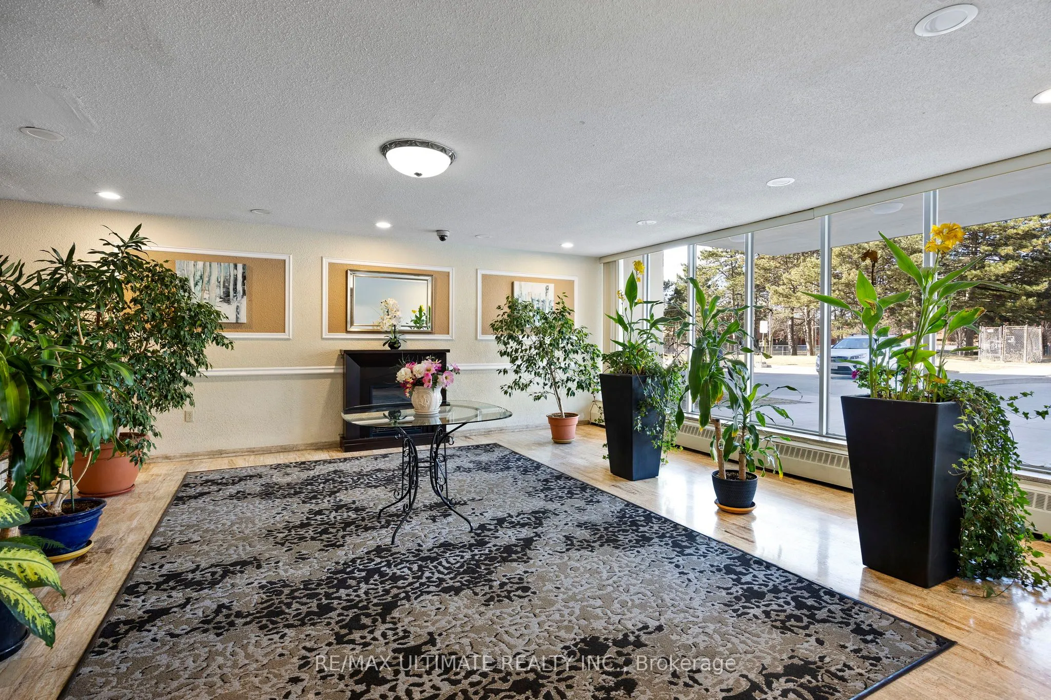 345 Driftwood Avenue, #606