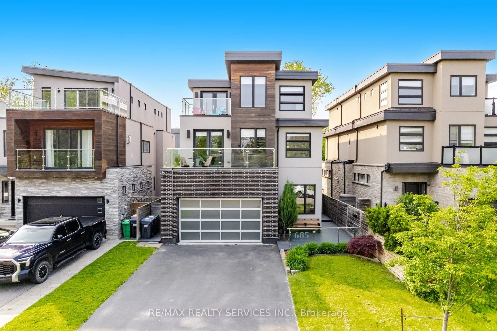 685 Montbeck Crescent