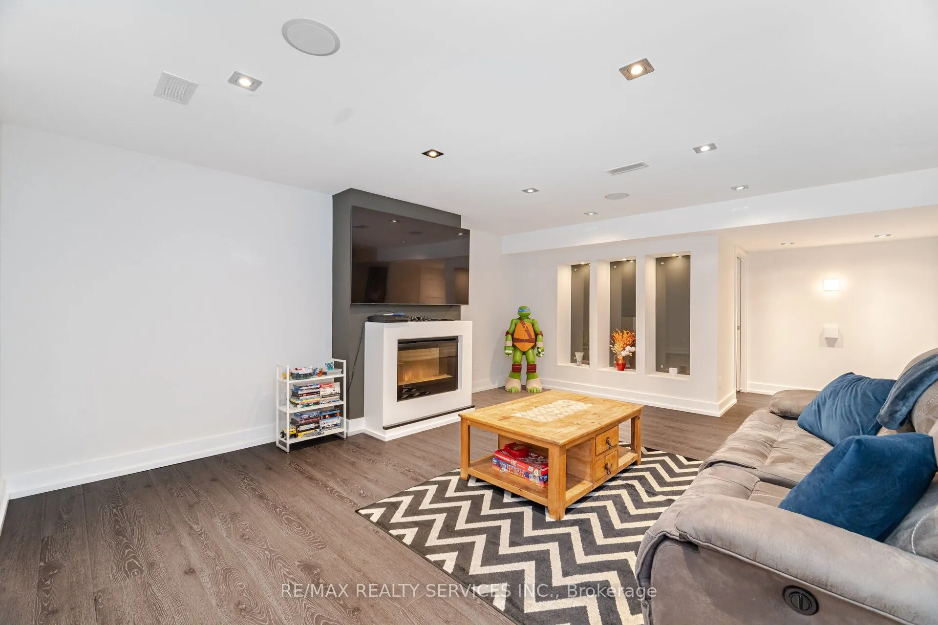 685 Montbeck Crescent