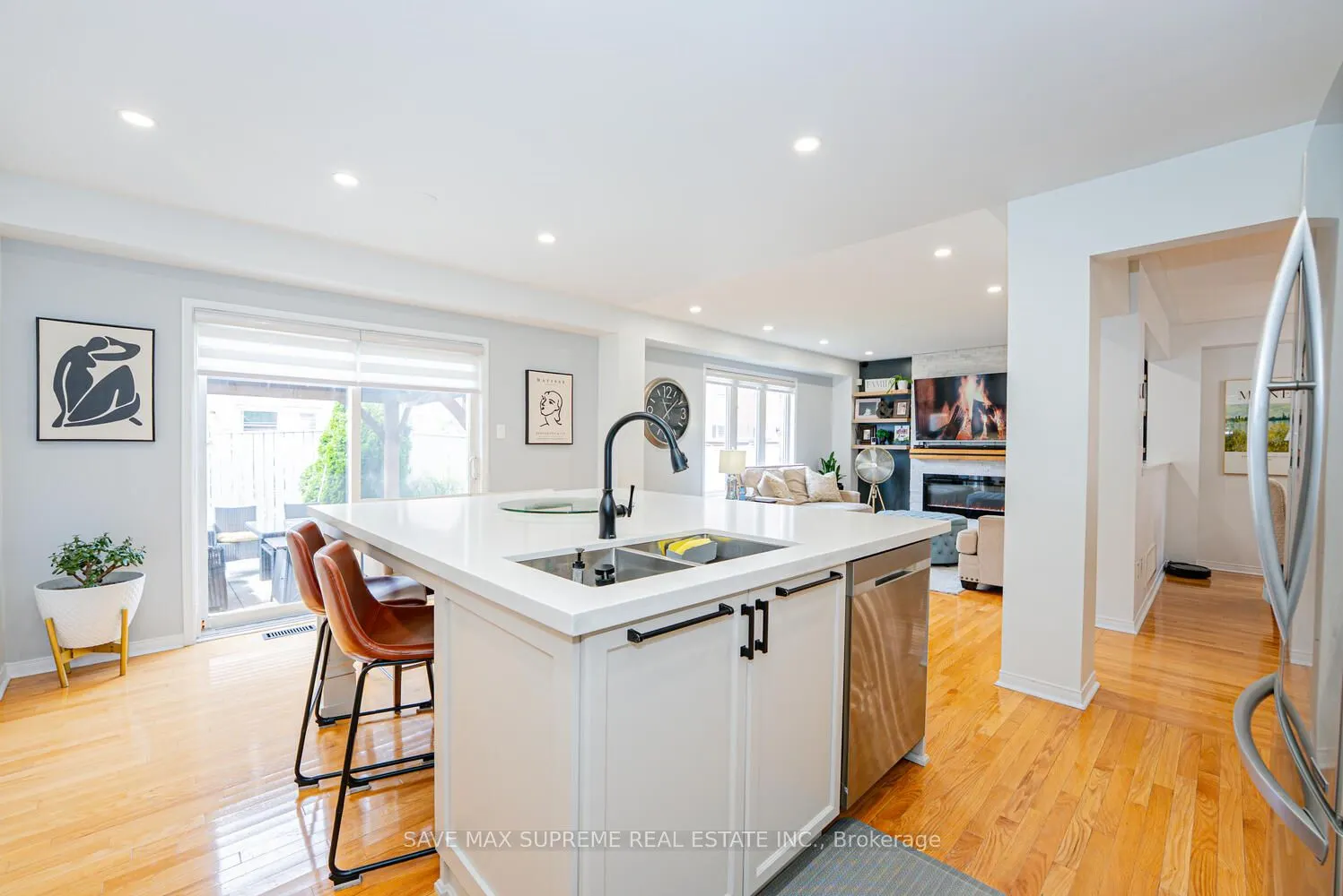 24 Silver Egret Road