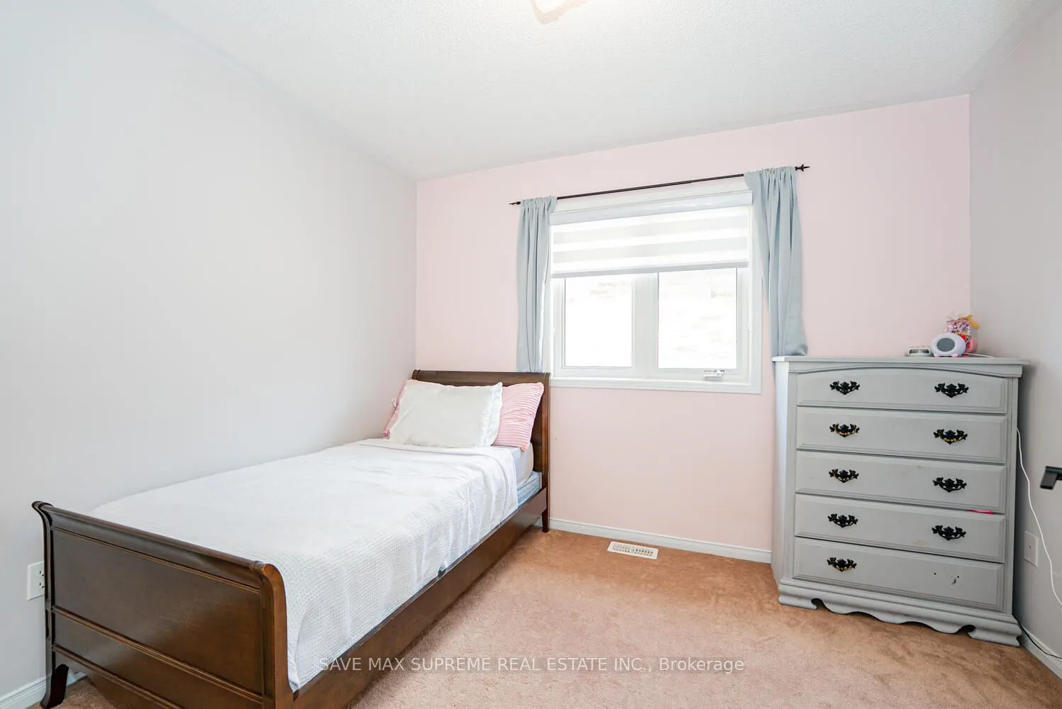 24 Silver Egret Road