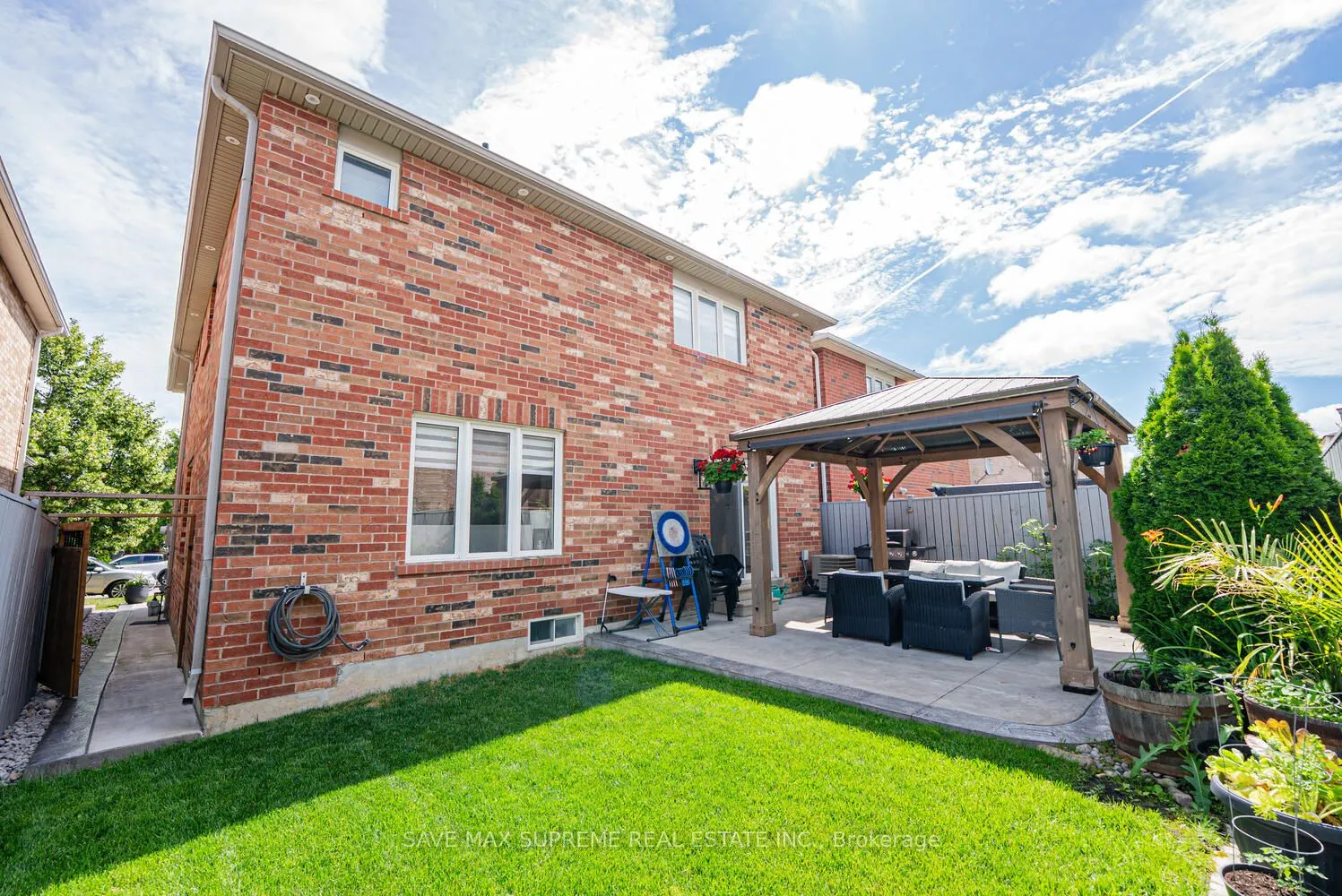 24 Silver Egret Road