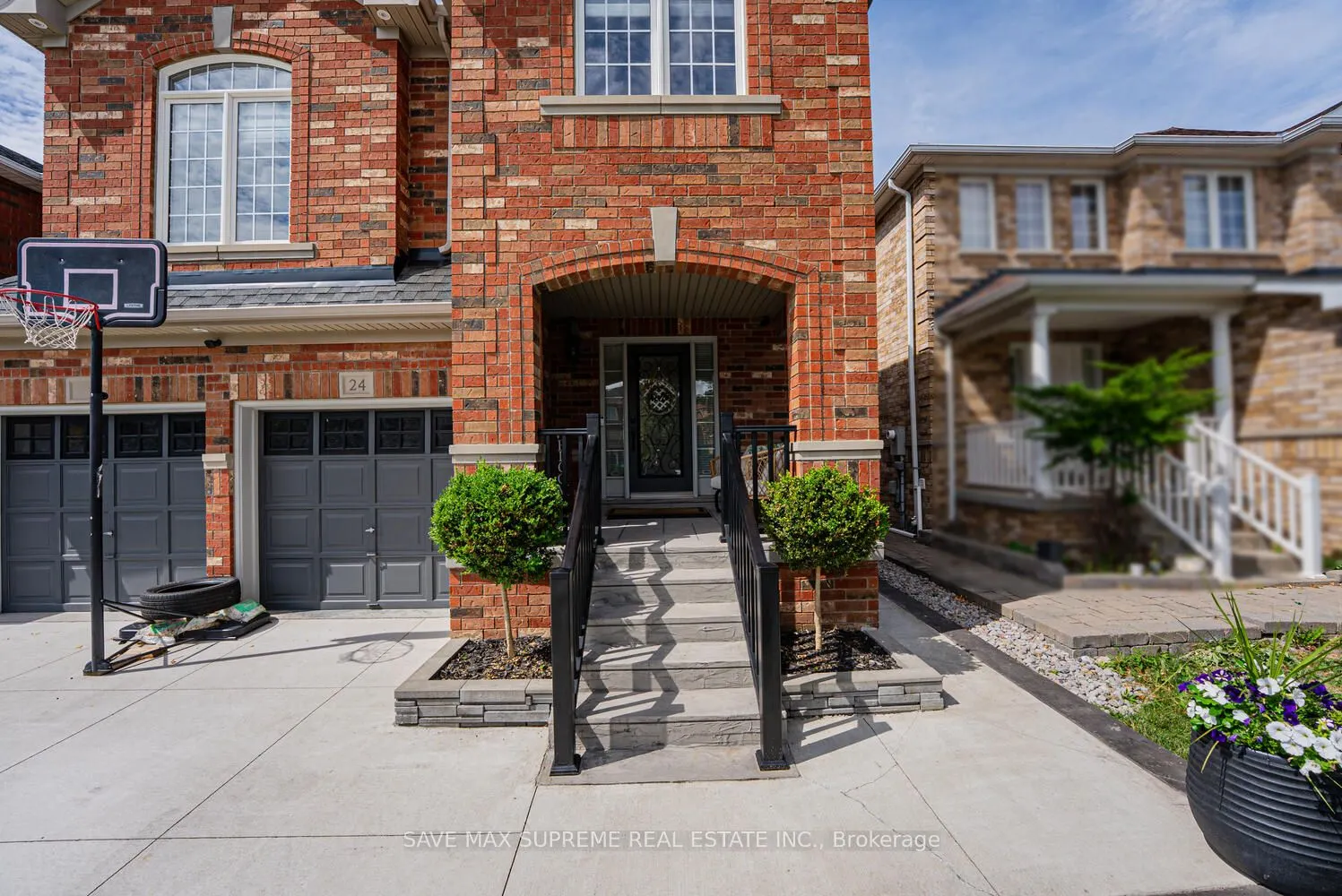 24 Silver Egret Road