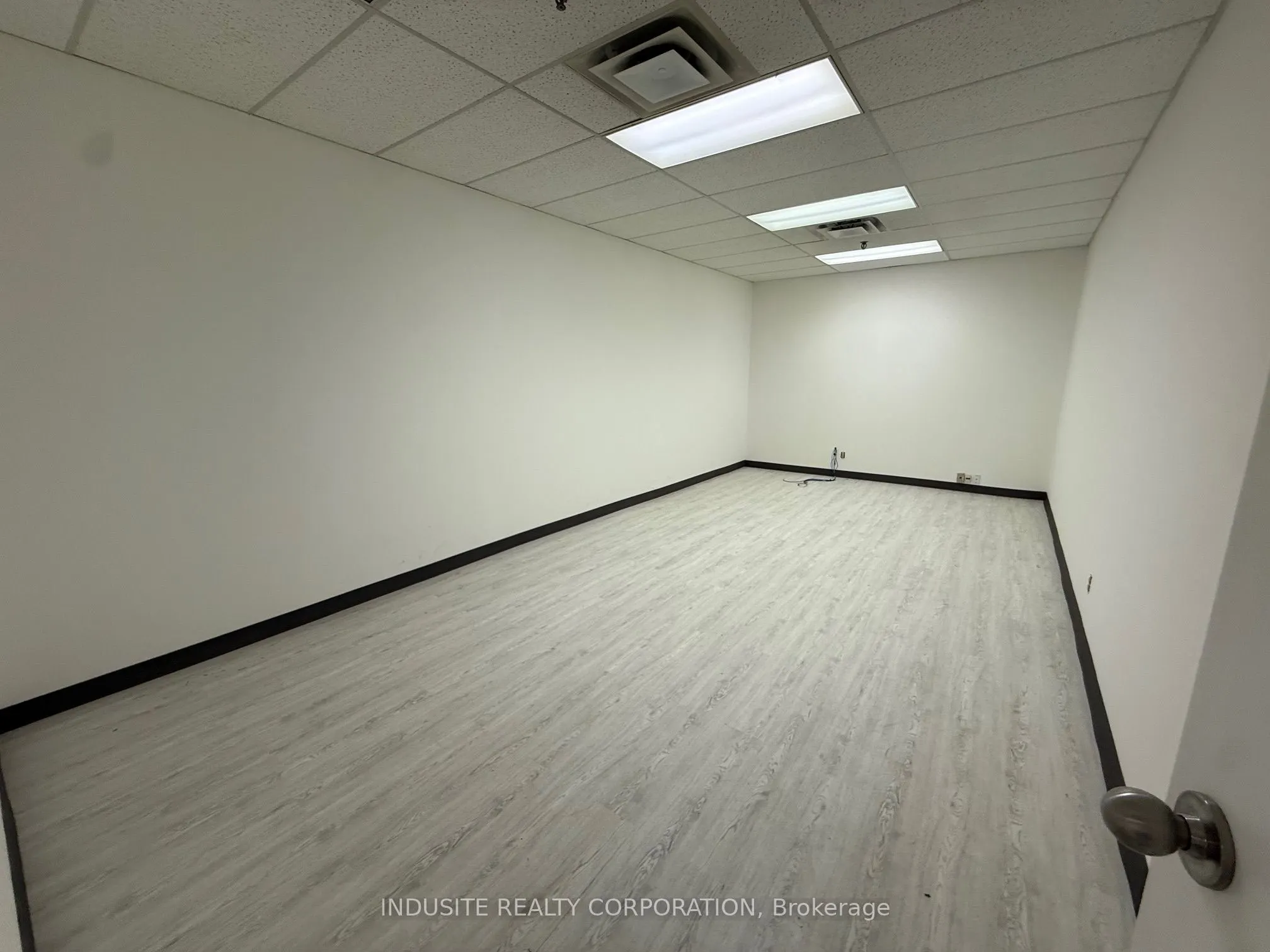 29 Connell Court, #16