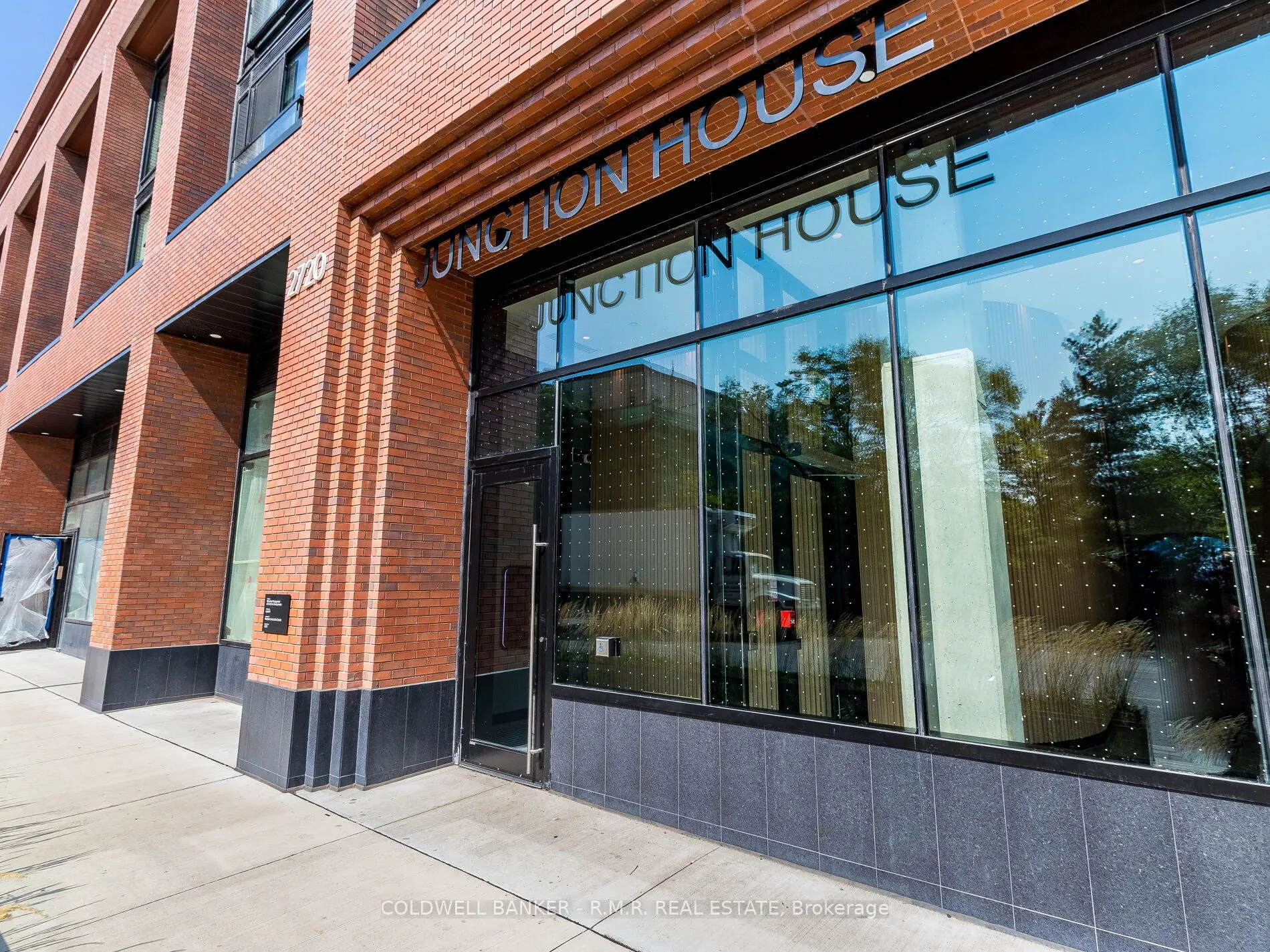 2720 Dundas Street W, #703