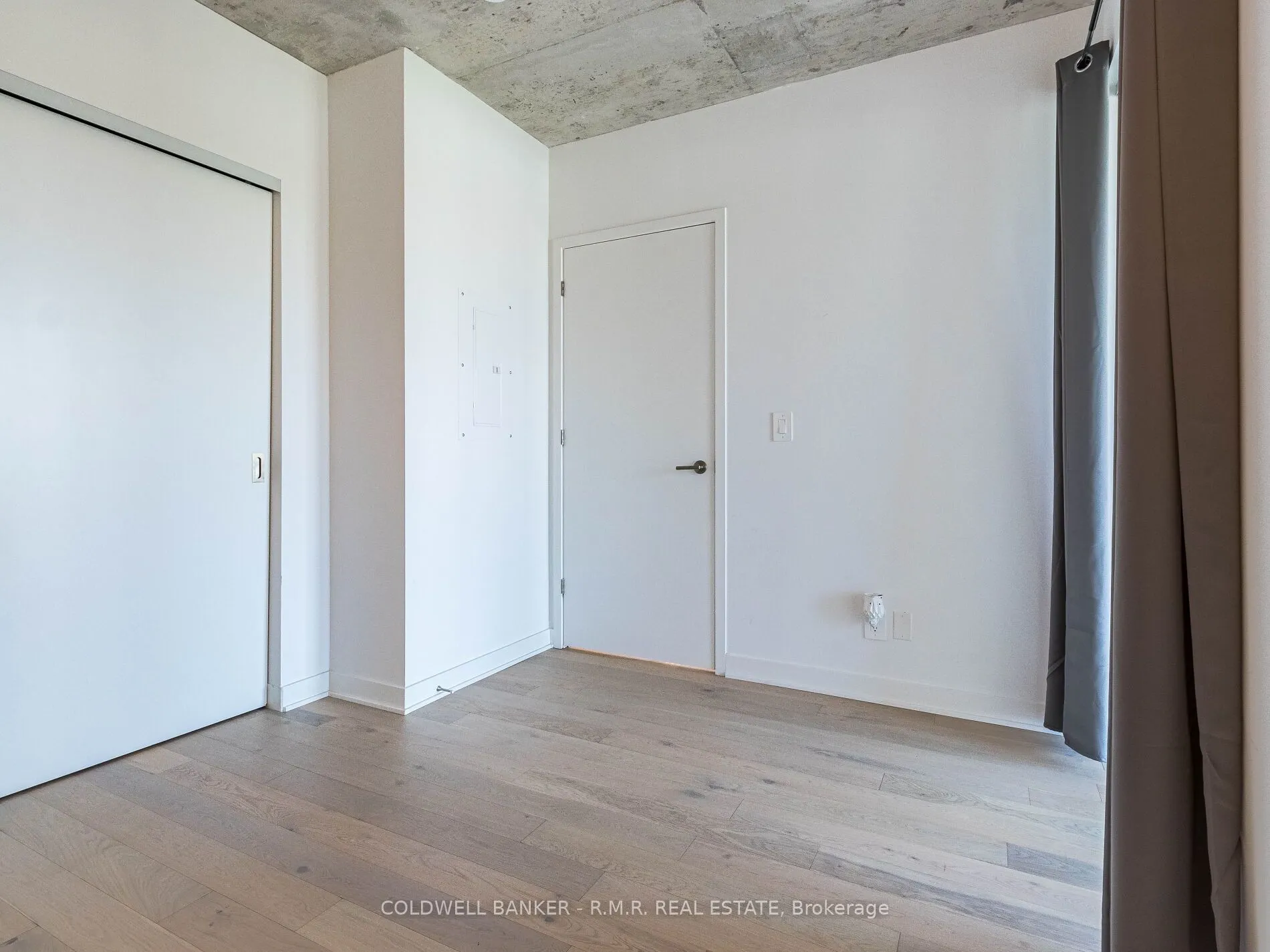 2720 Dundas Street W, #703