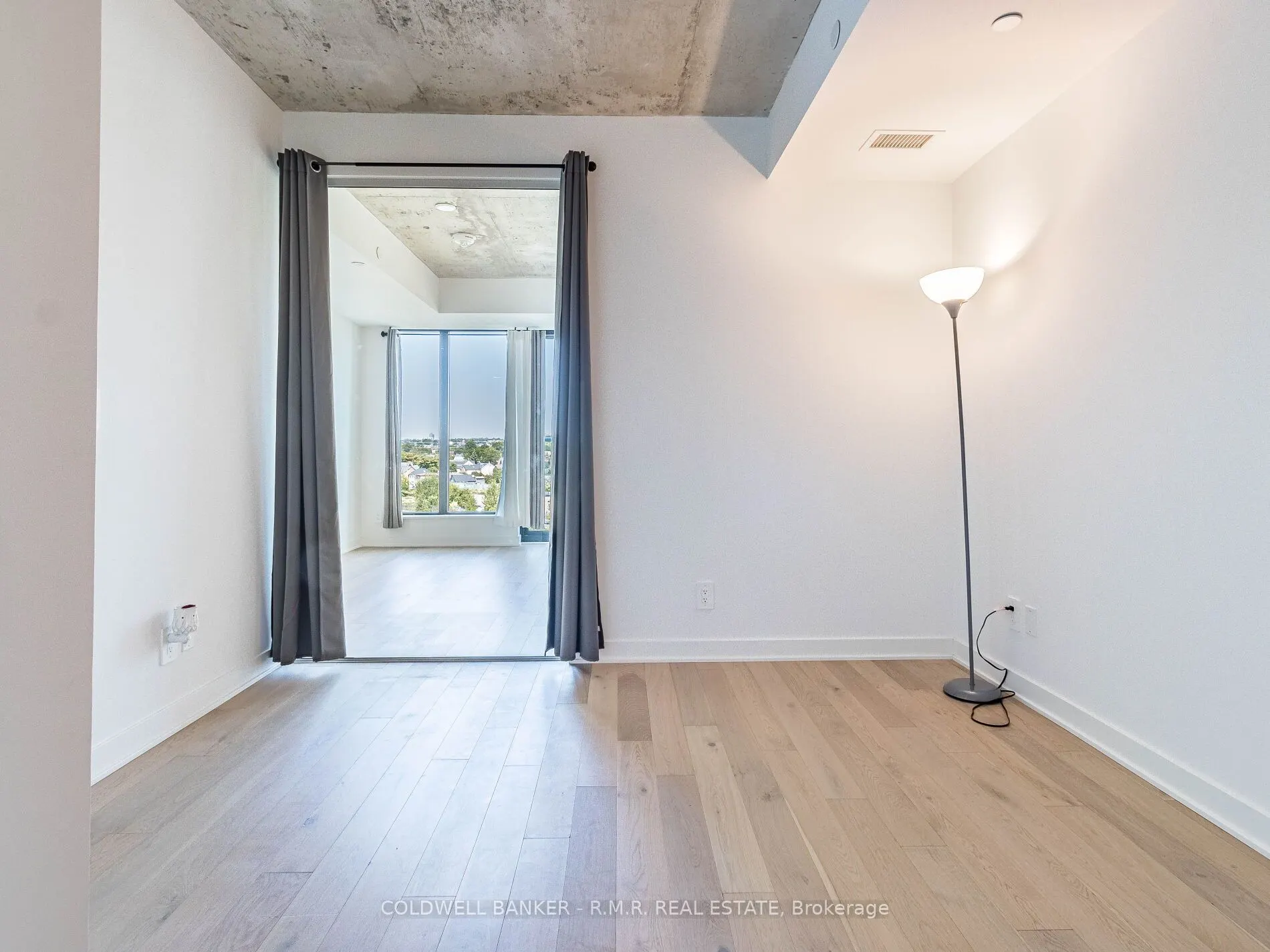 2720 Dundas Street W, #703