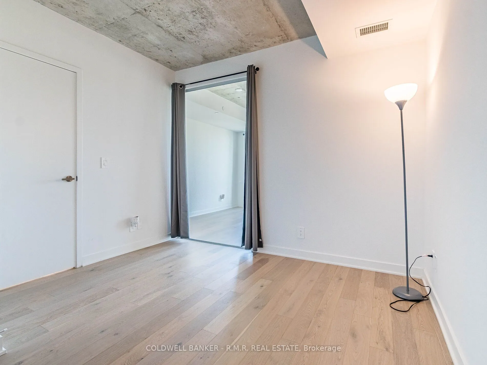 2720 Dundas Street W, #703