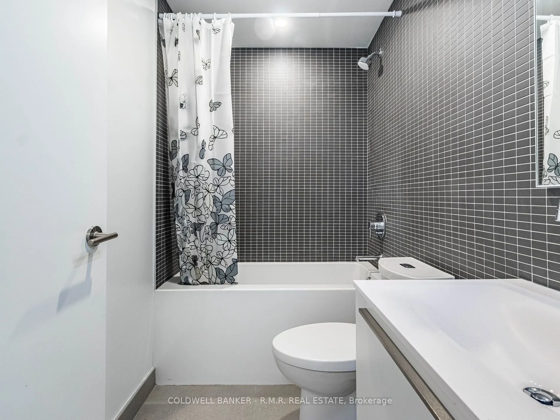 2720 Dundas Street W, #703