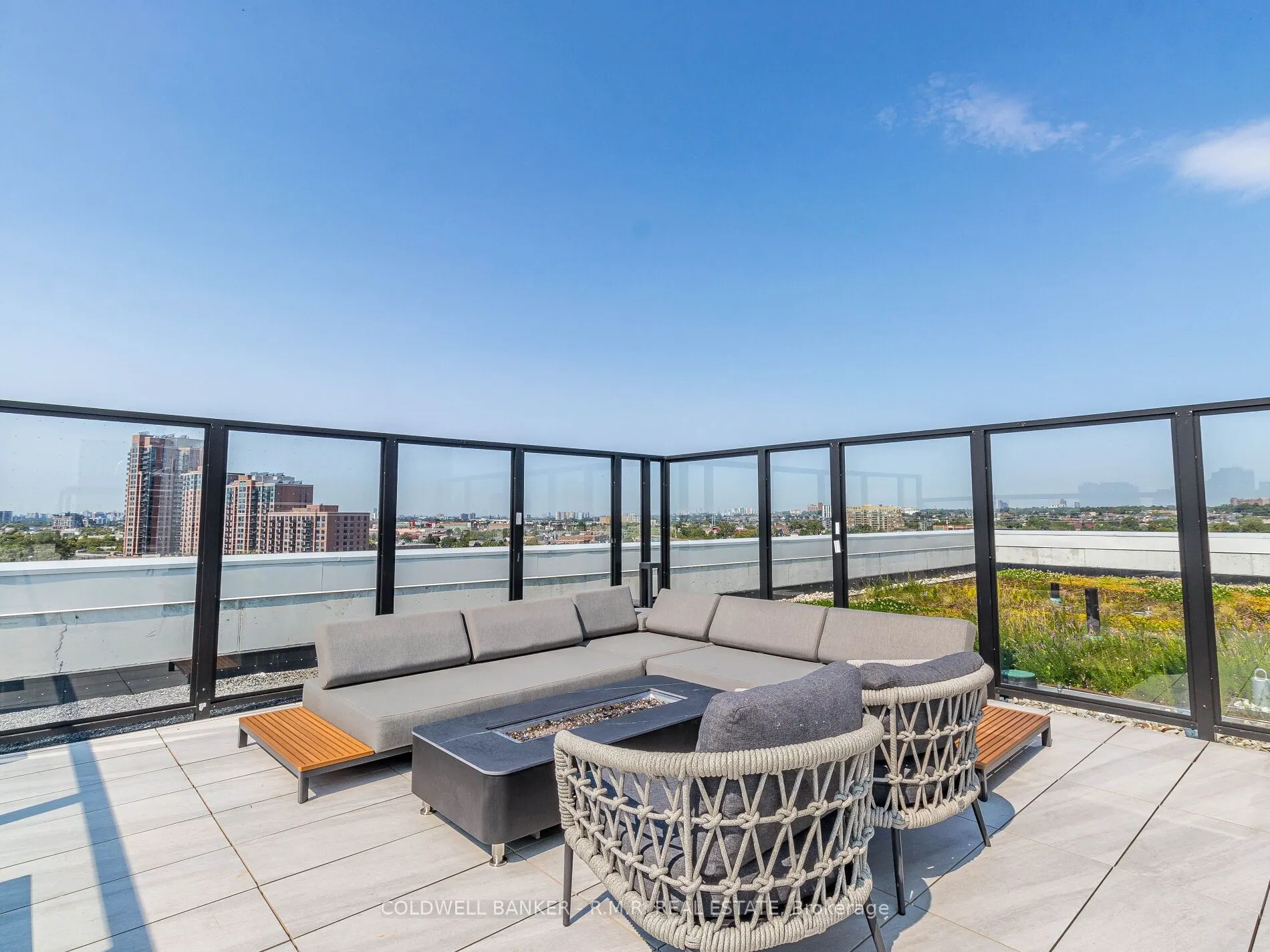 2720 Dundas Street W, #703