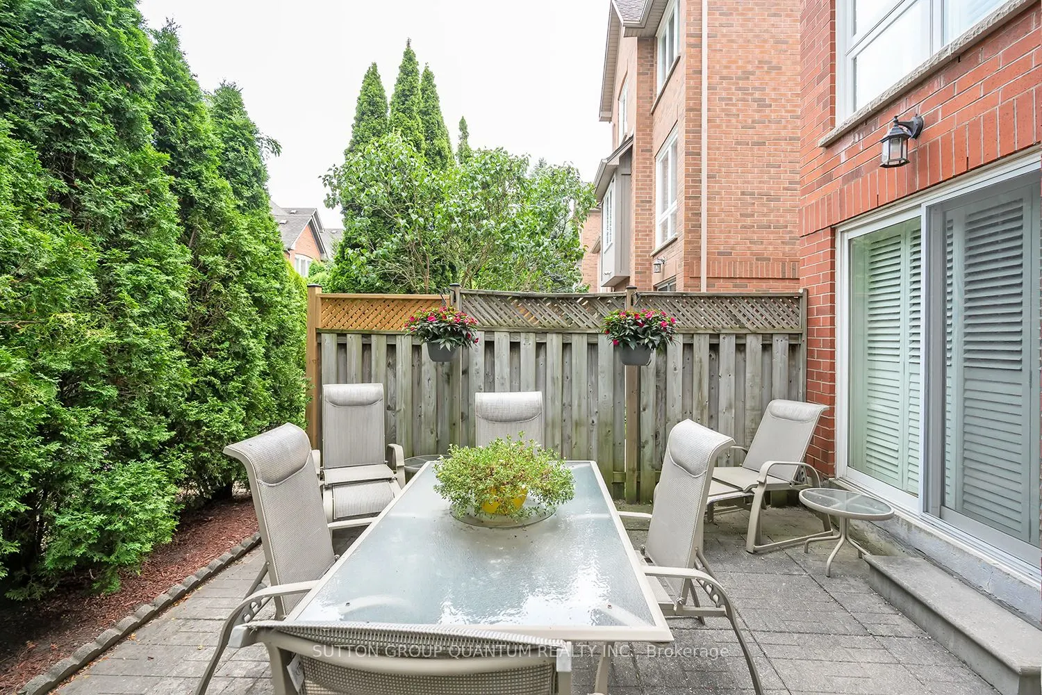 1064 Queen Street W, #35A
