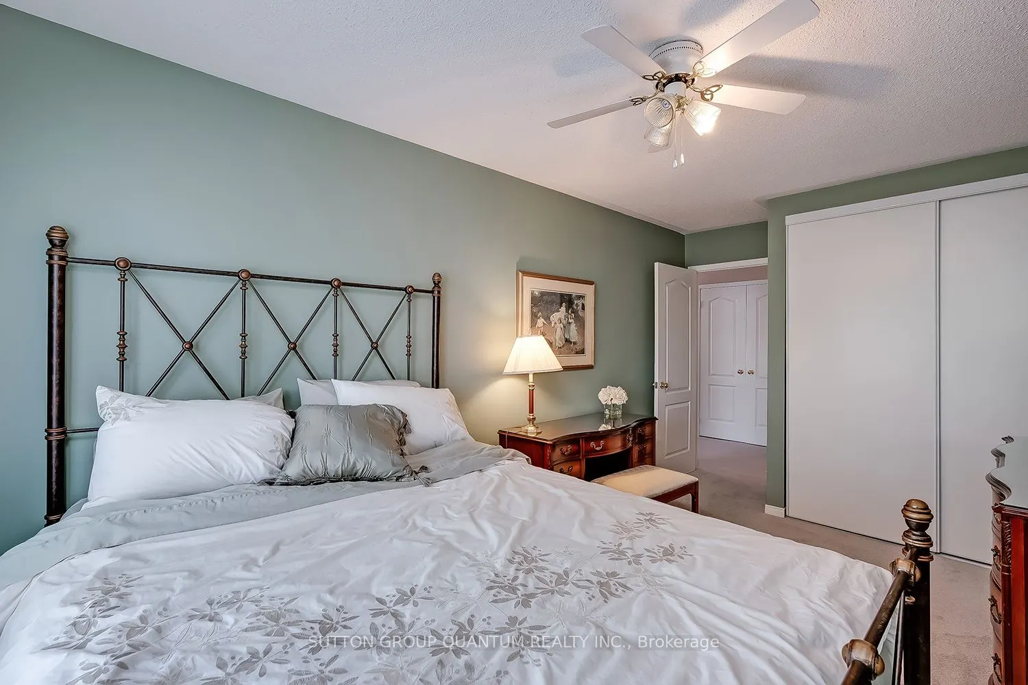 1064 Queen Street W, #35A