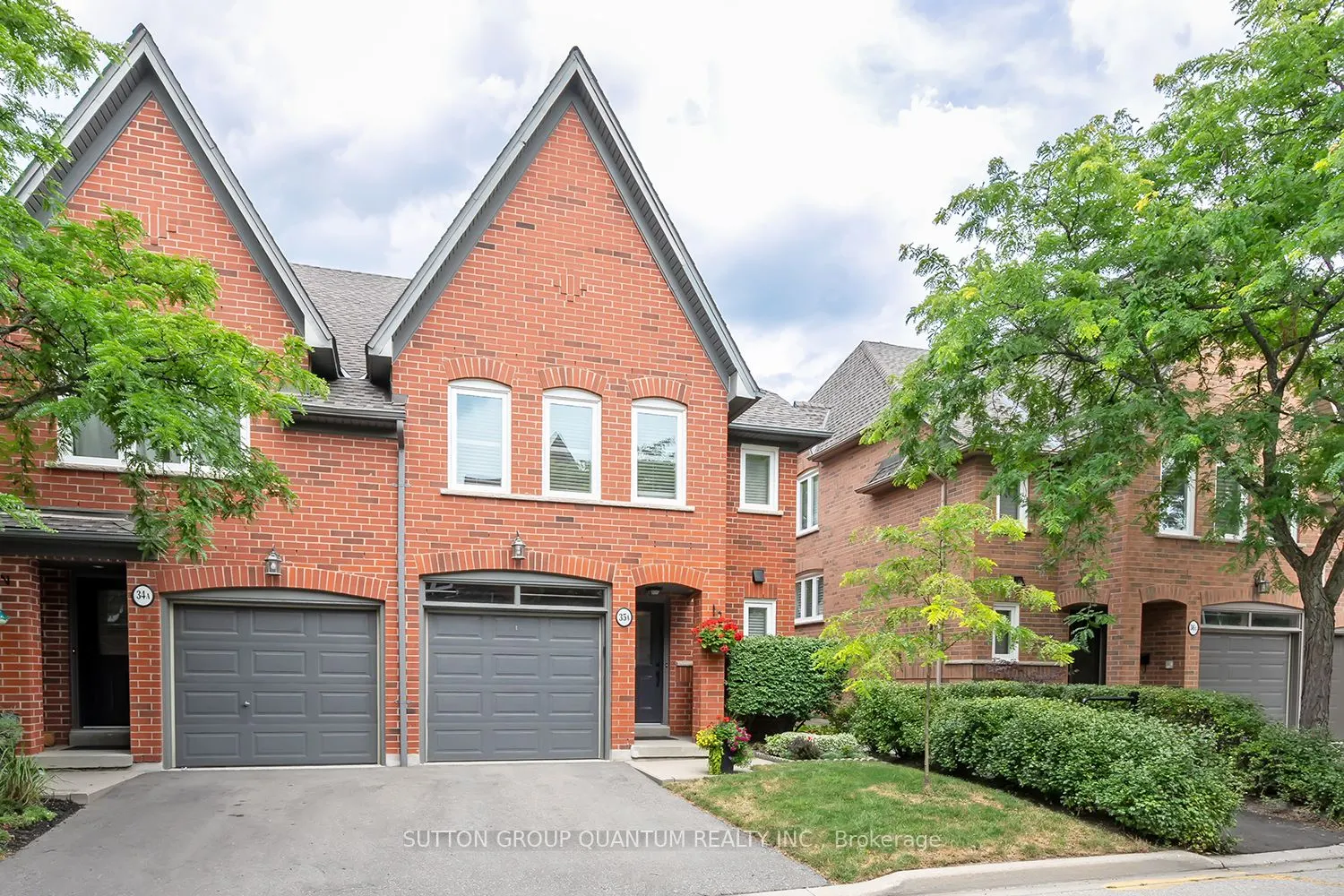 1064 Queen Street W, #35A