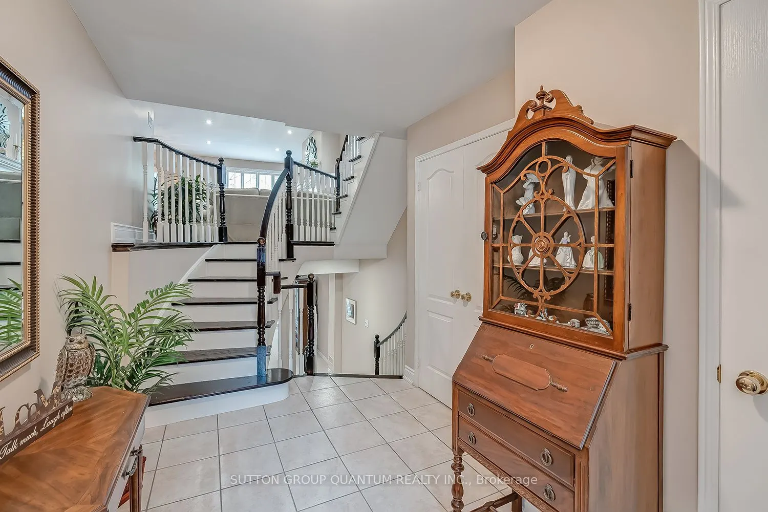 1064 Queen Street W, #35A