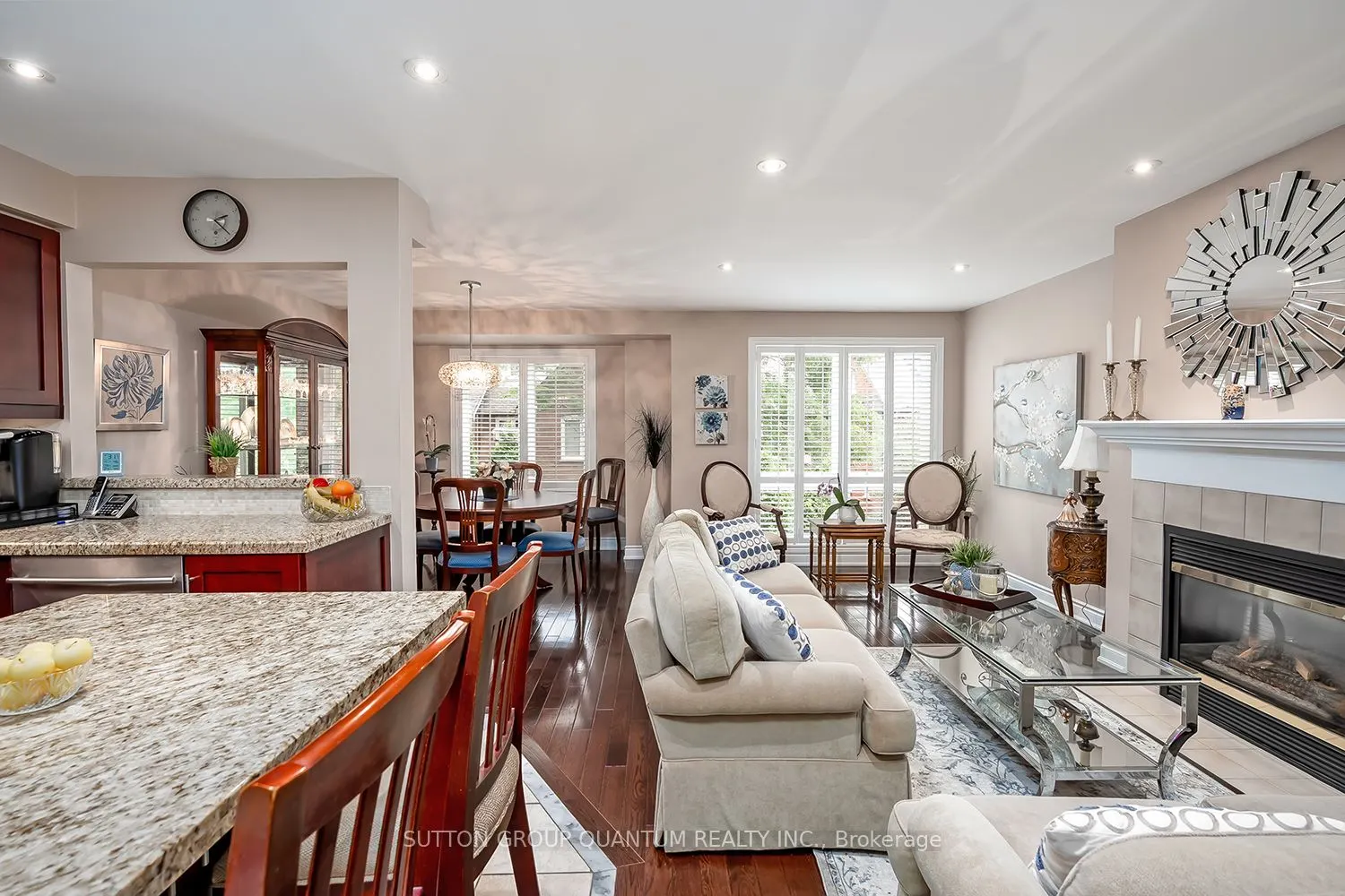1064 Queen Street W, #35A