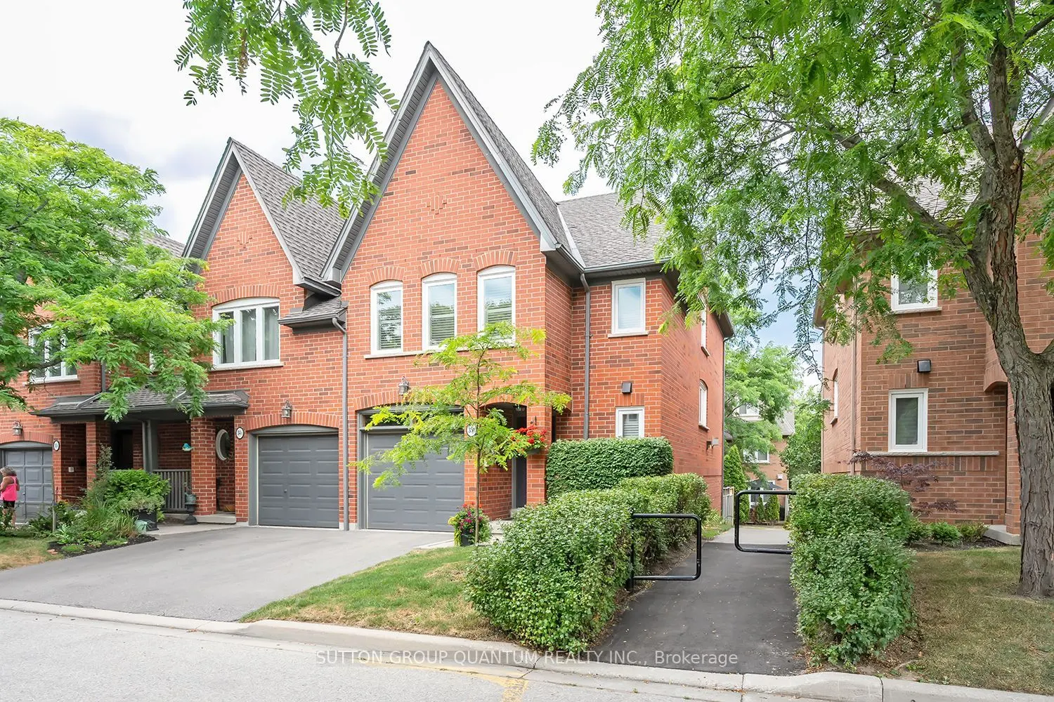 1064 Queen Street W, #35A