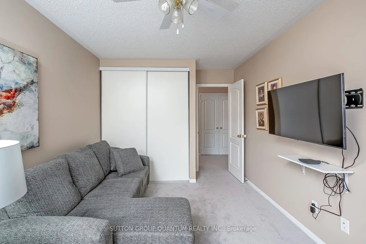 1064 Queen Street W, #35A