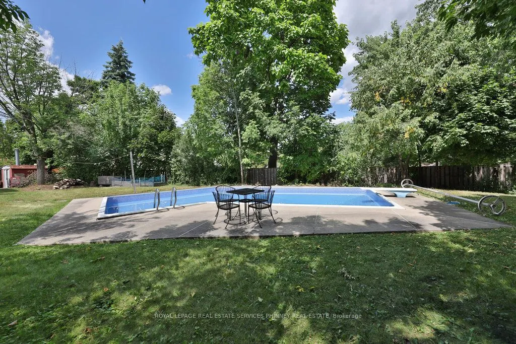 2420 Mainroyal Street