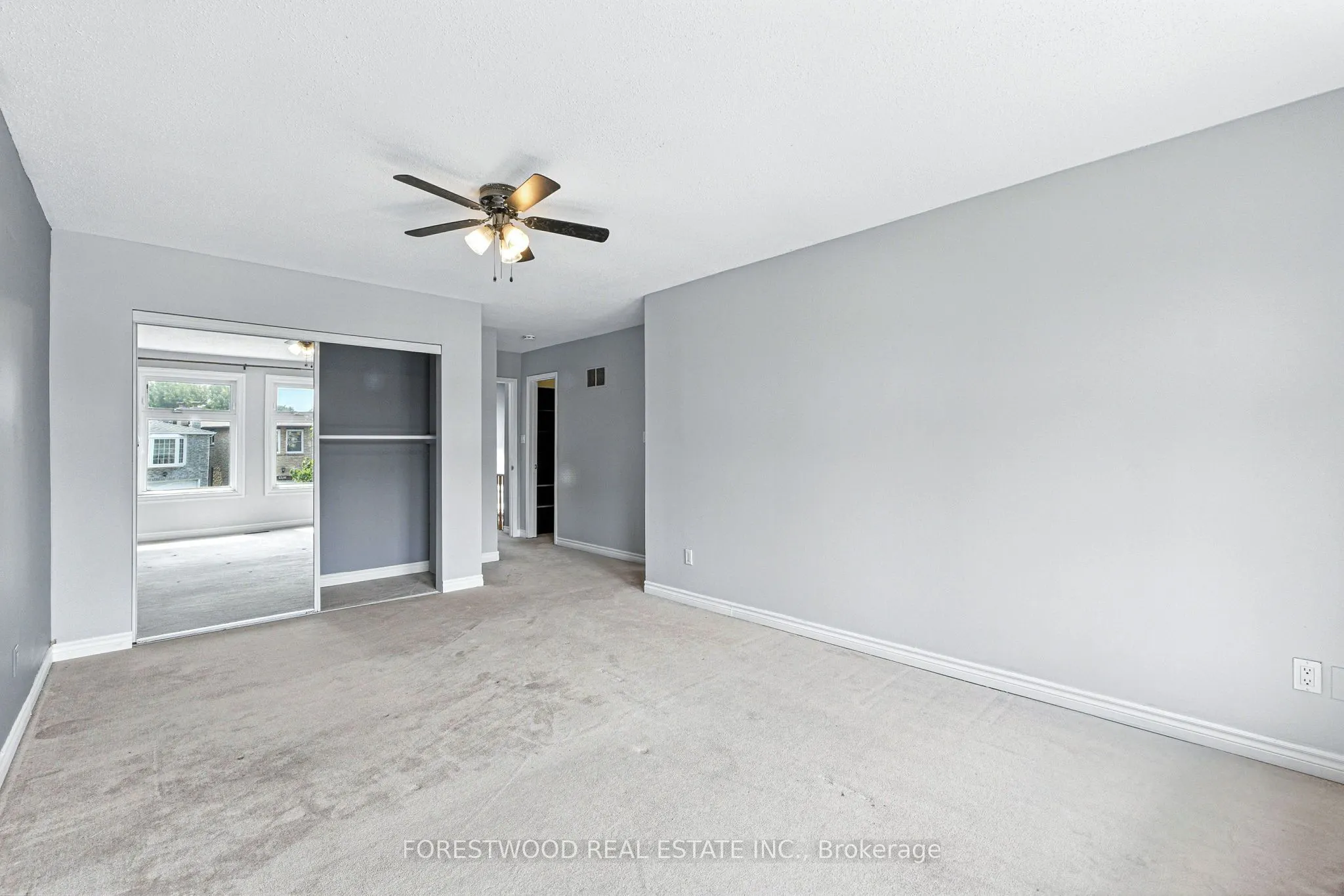 1619 Dewberry Crescent