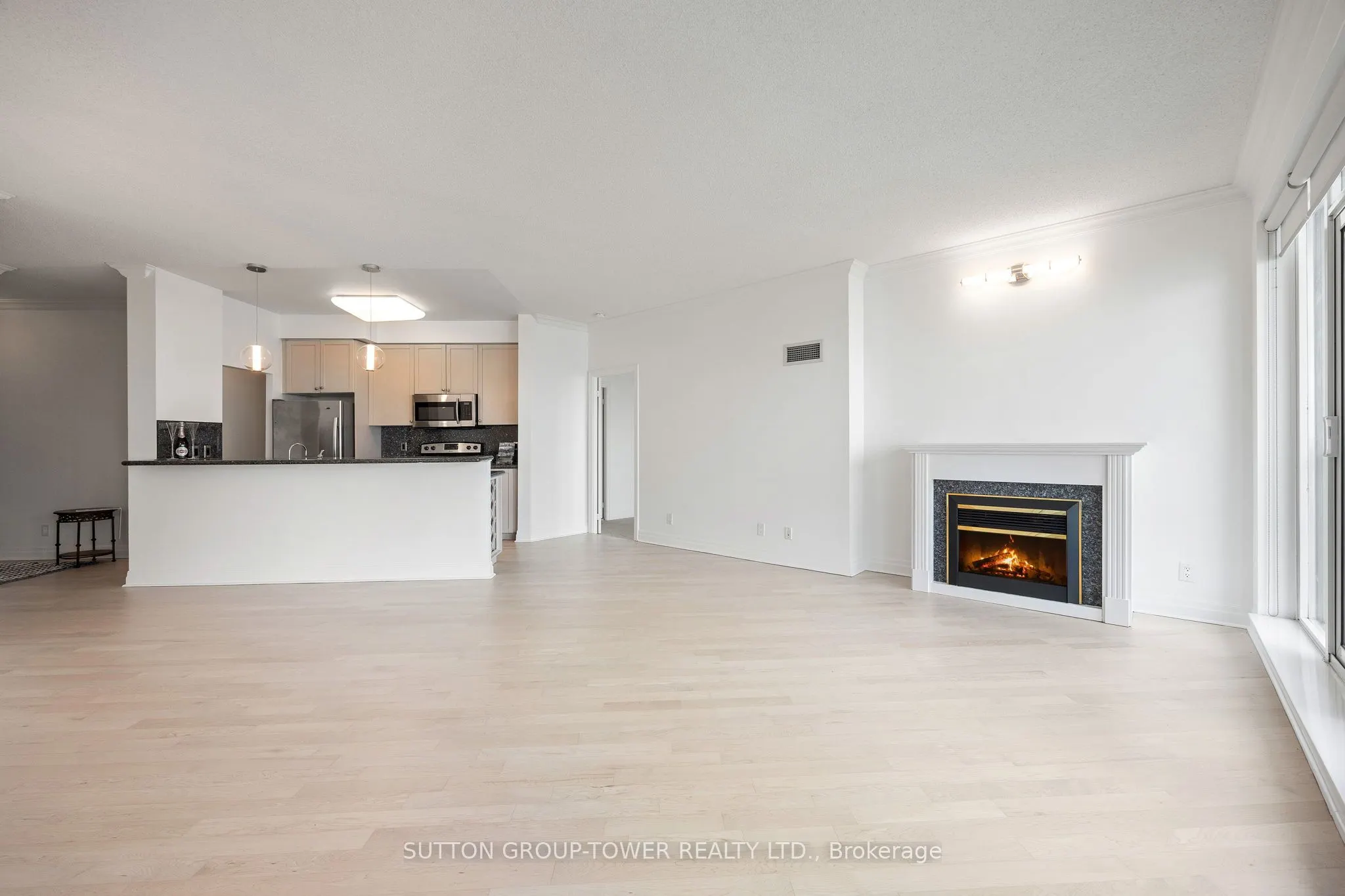 2121 Lake Shore Boulevard W, #Suite 2205