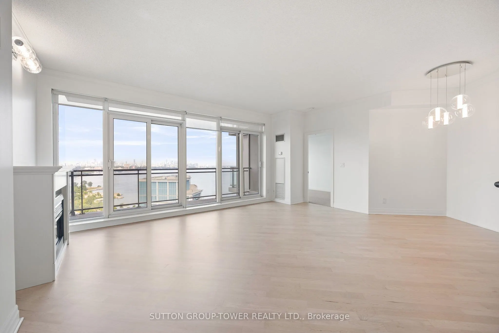 2121 Lake Shore Boulevard W, #Suite 2205