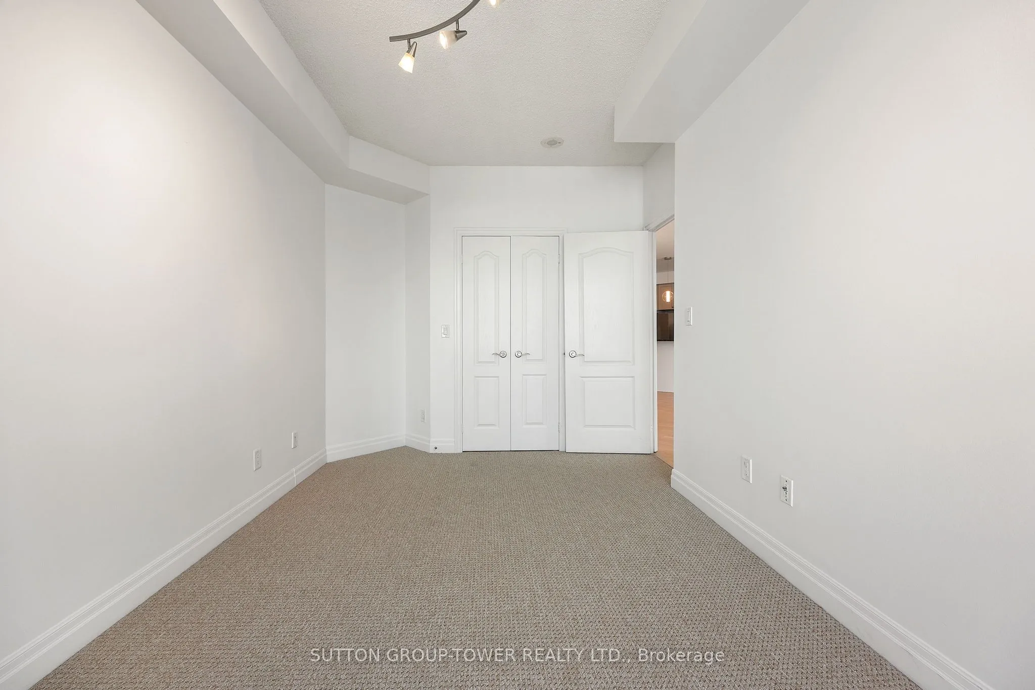 2121 Lake Shore Boulevard W, #Suite 2205