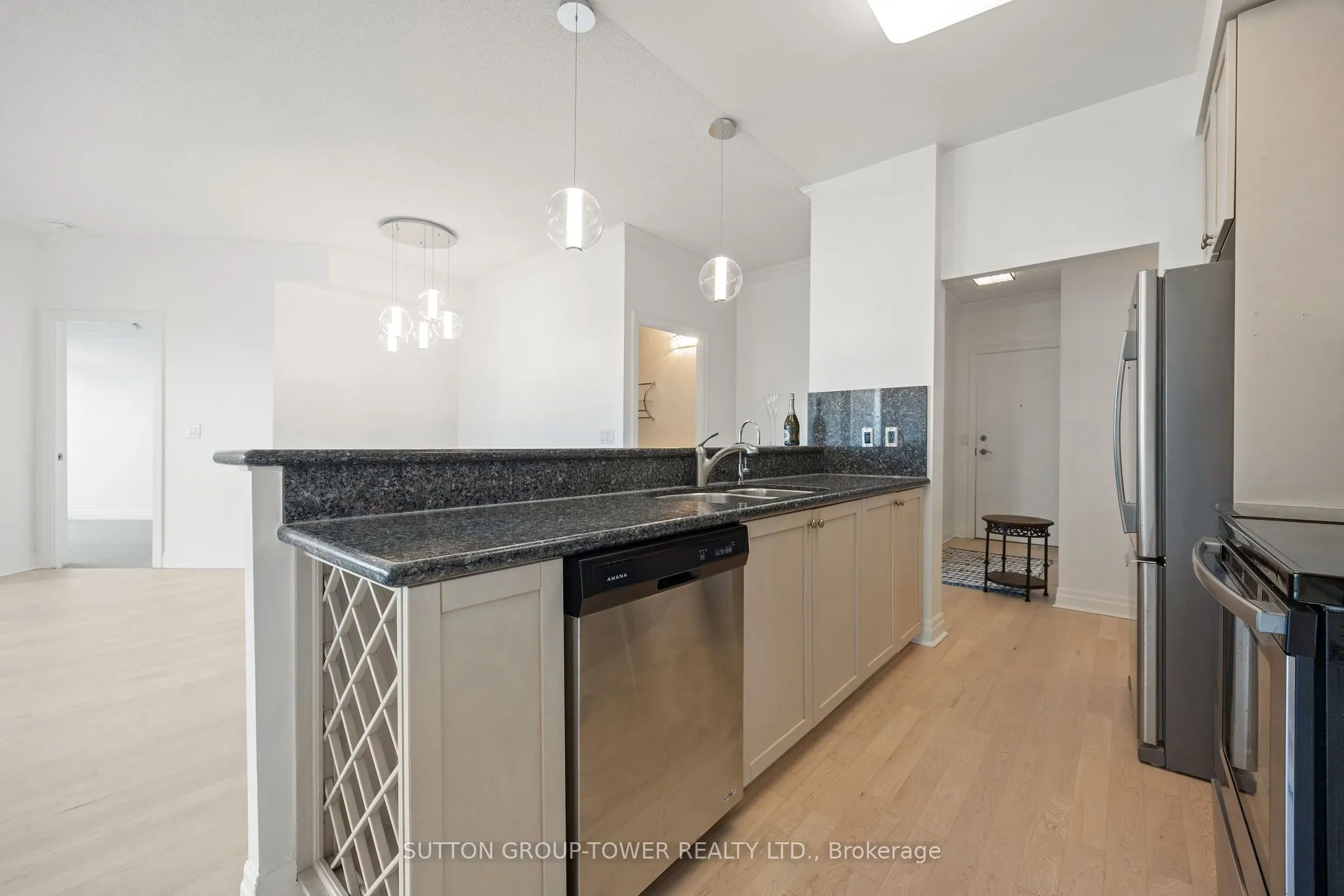 2121 Lake Shore Boulevard W, #Suite 2205