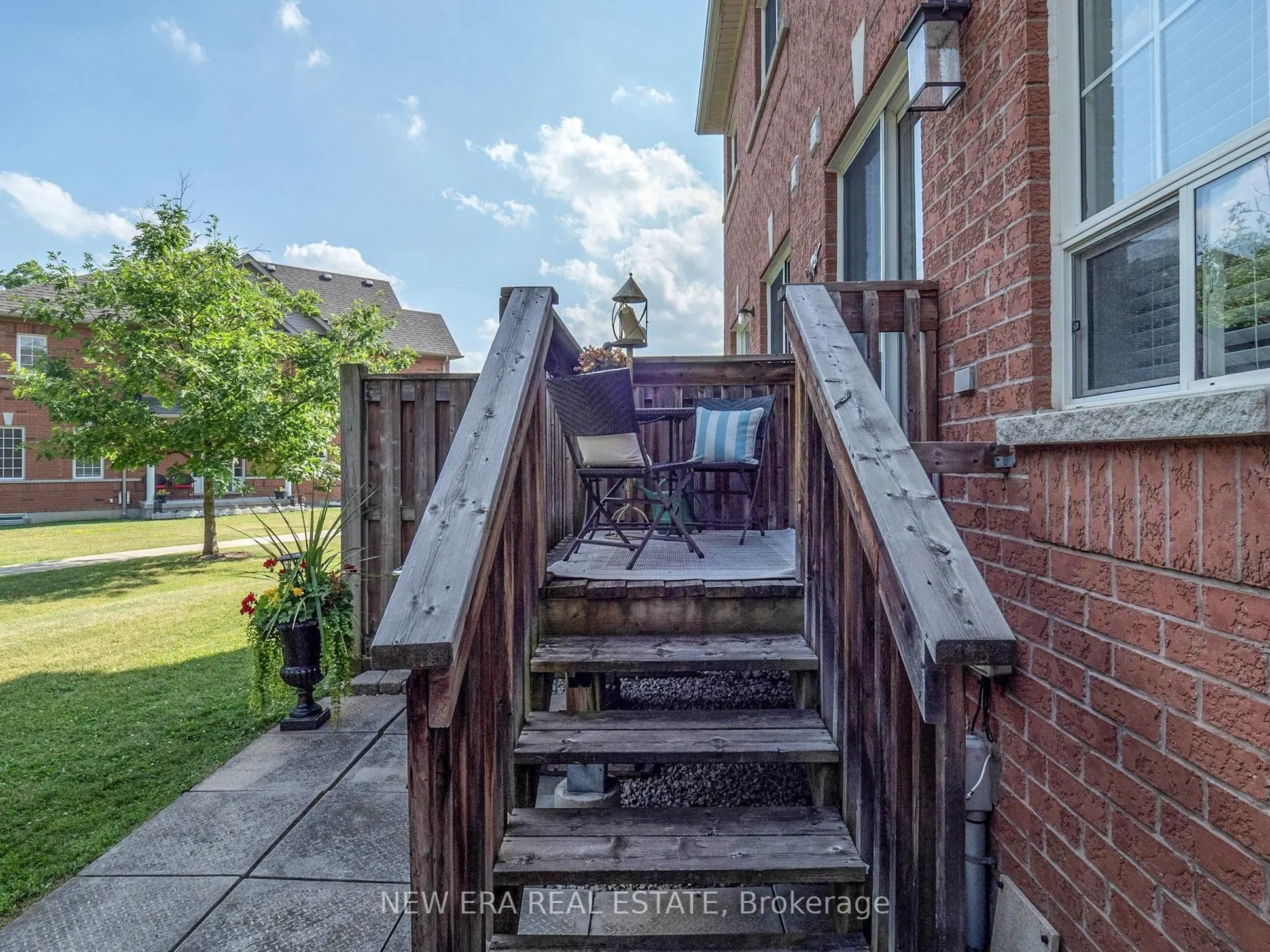 7360 Zinnia Place, #16