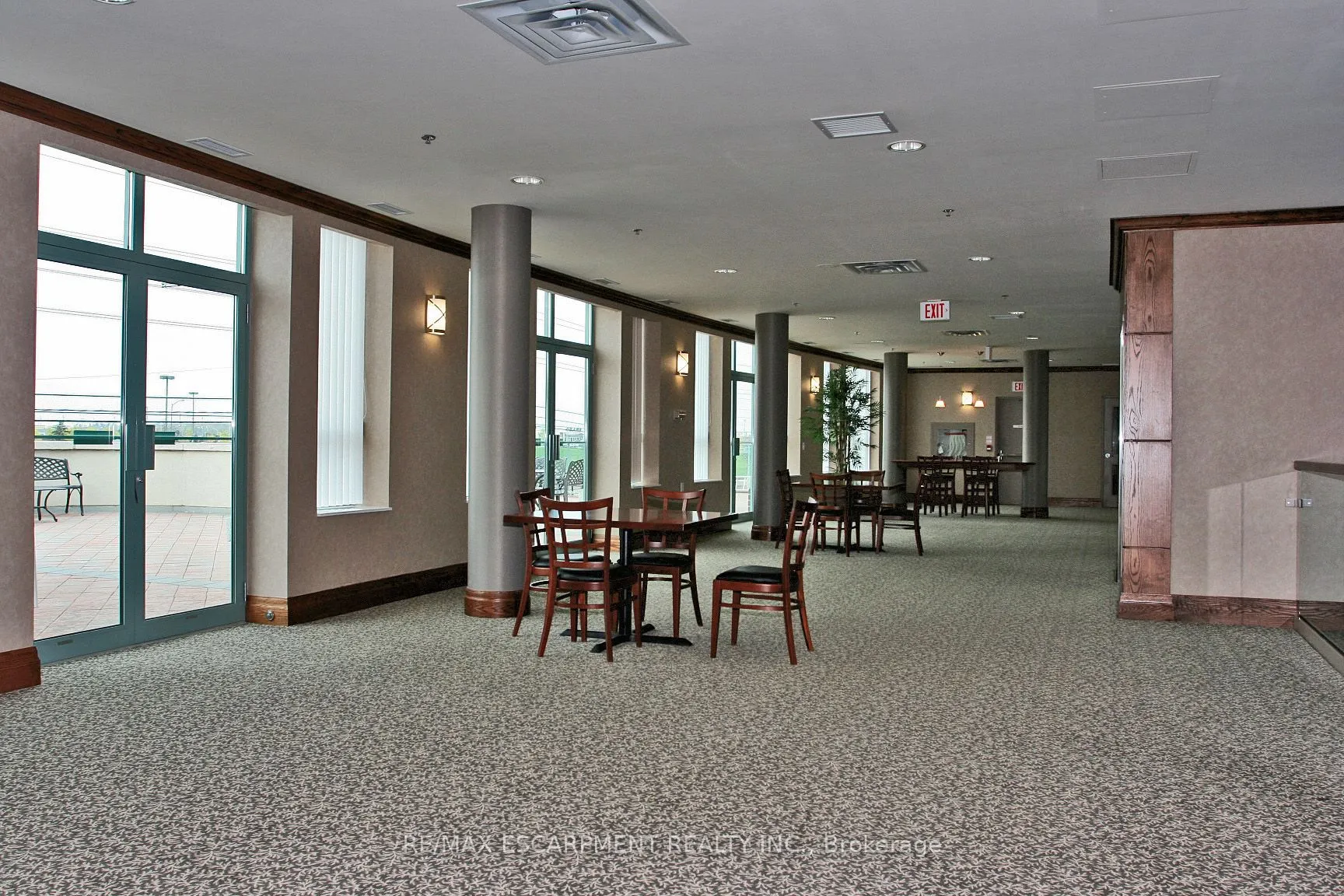4900 Glen Erin Drive, #207