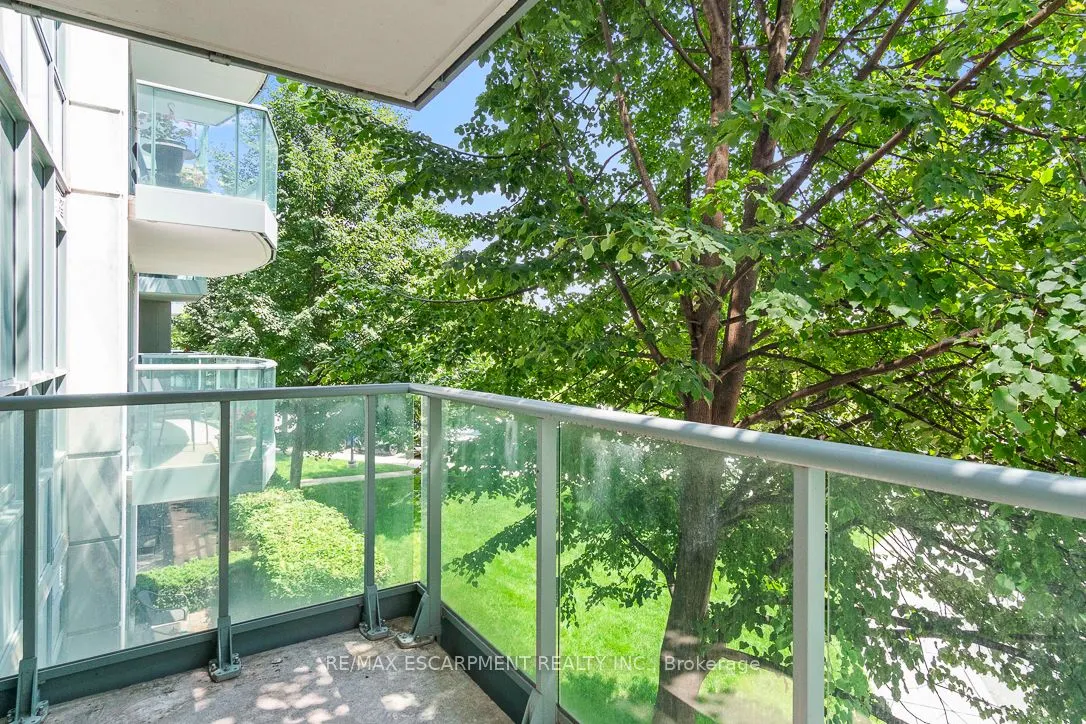 4900 Glen Erin Drive, #207