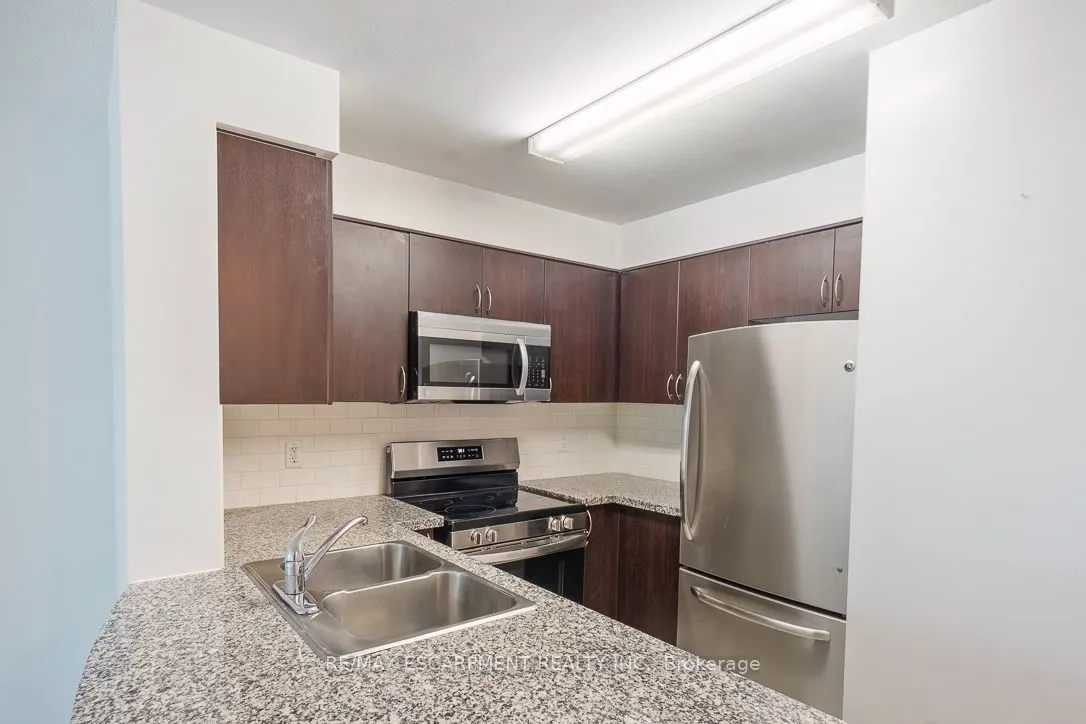 4900 Glen Erin Drive, #207