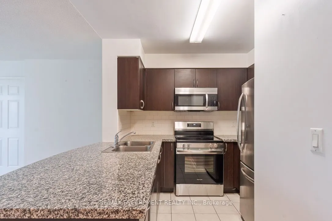 4900 Glen Erin Drive, #207