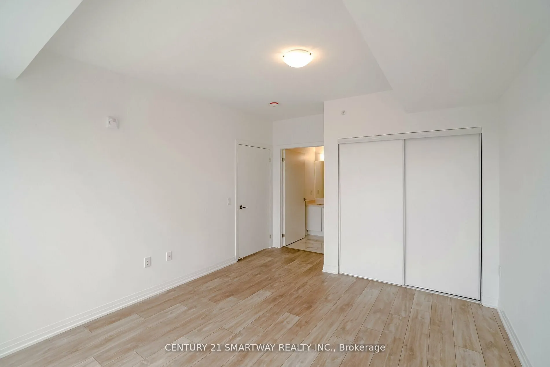 408 Browns Line, #414