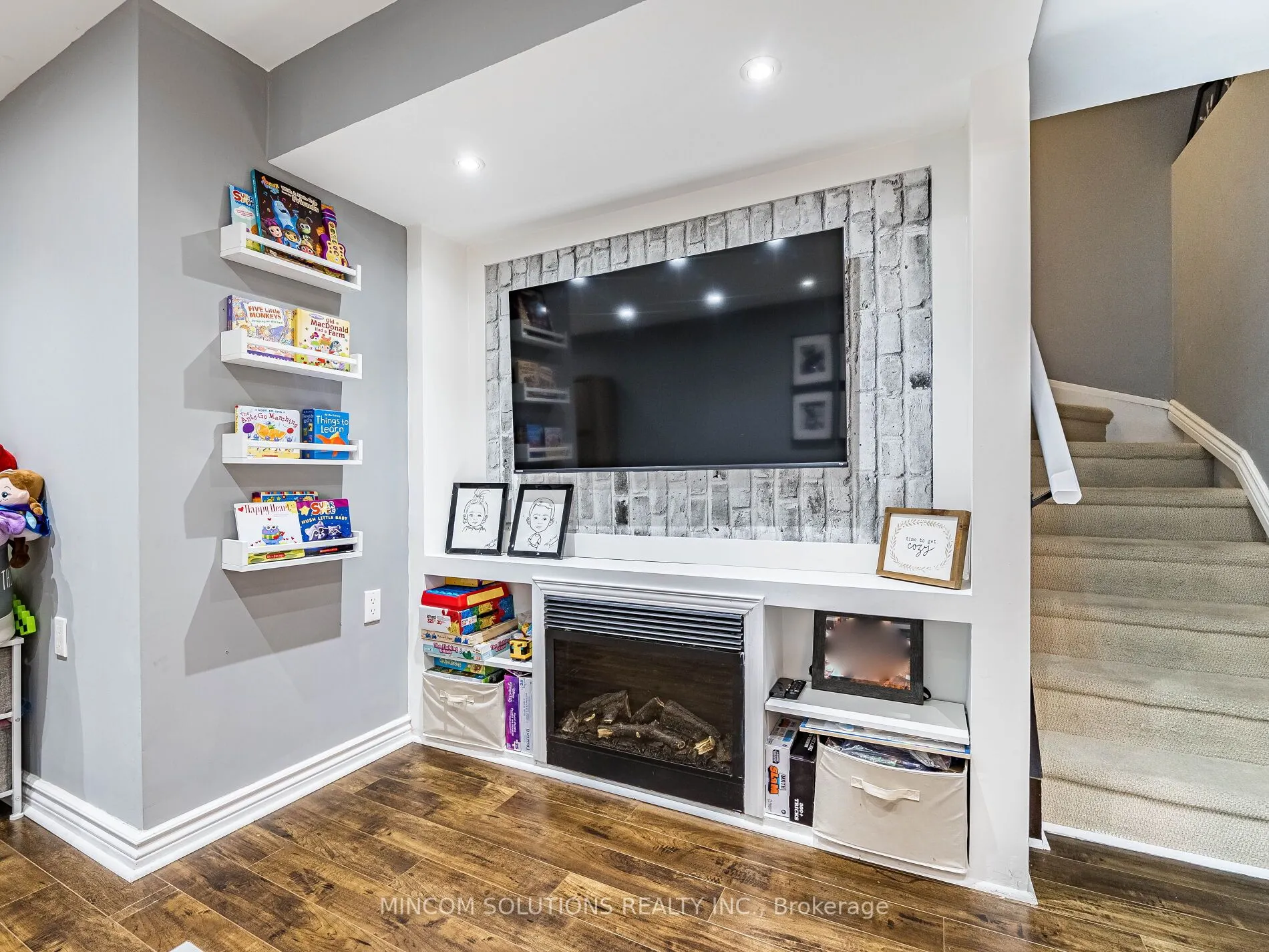 88 Corey Circle, #131