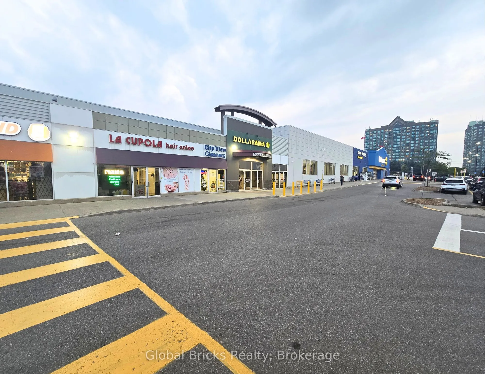 2150 Burnhamthorpe Road W