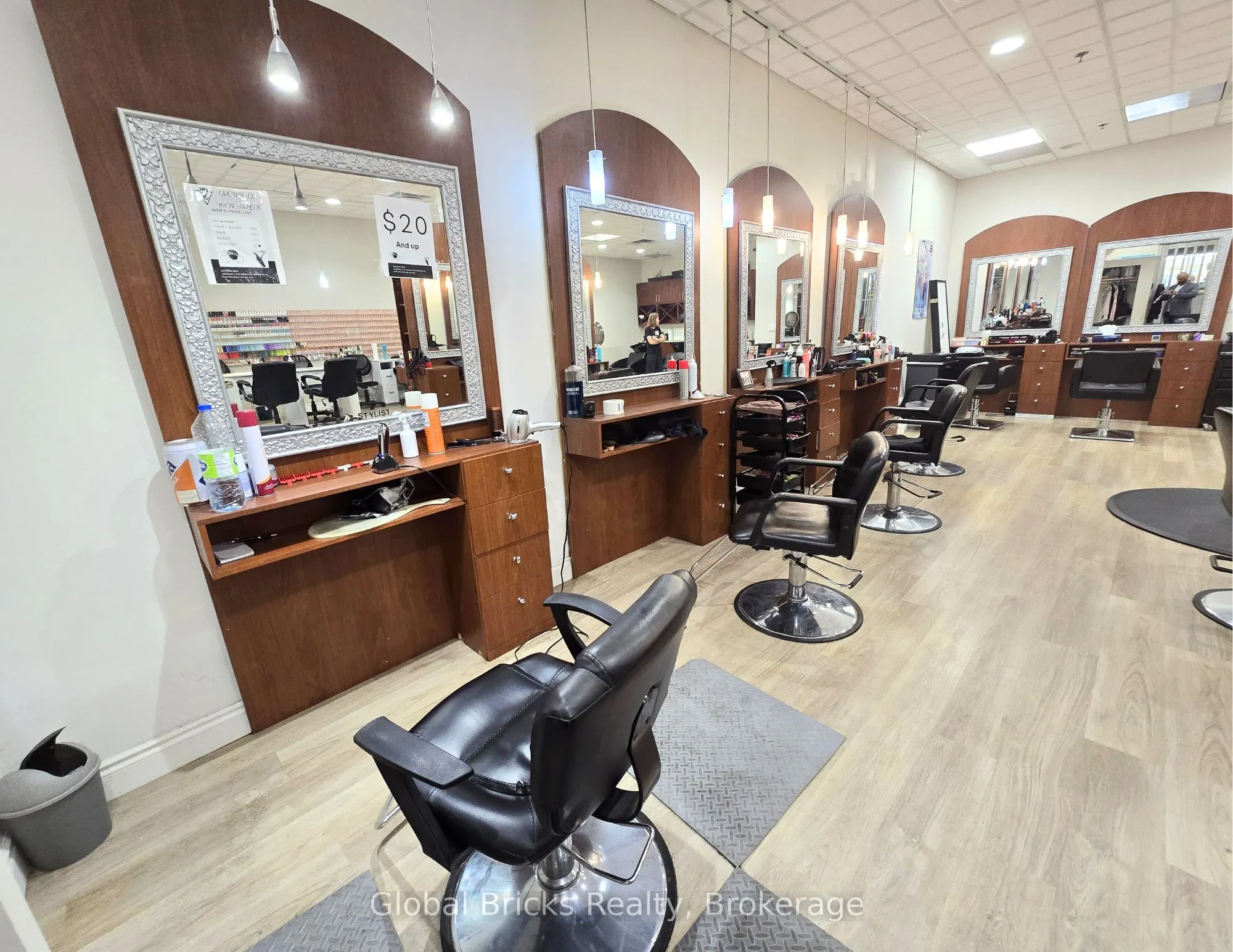 2150 Burnhamthorpe Road W