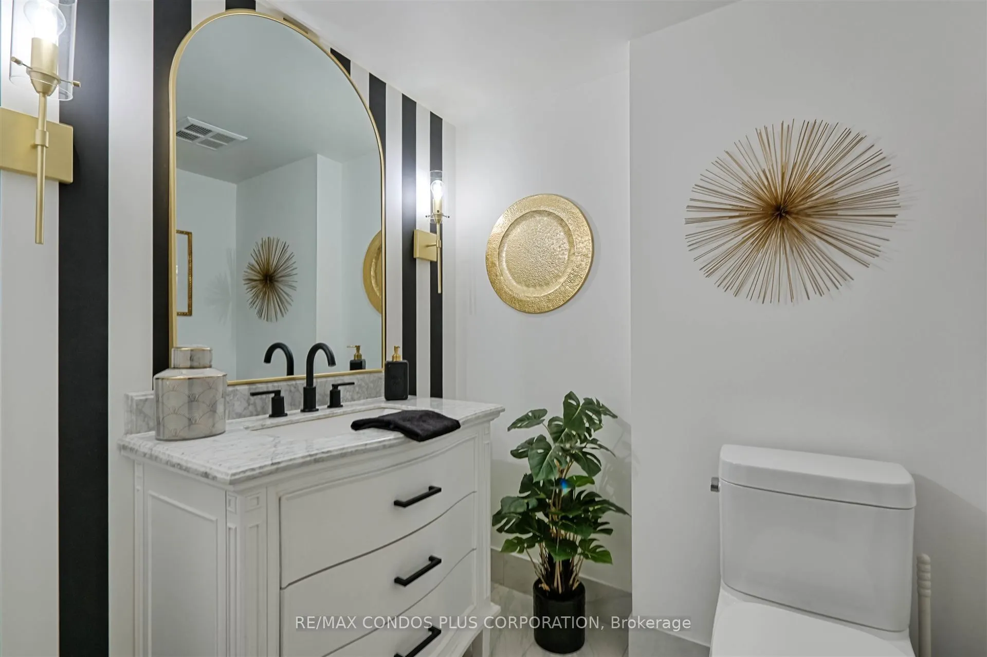 2111 Lake Shore Boulevard W, #912