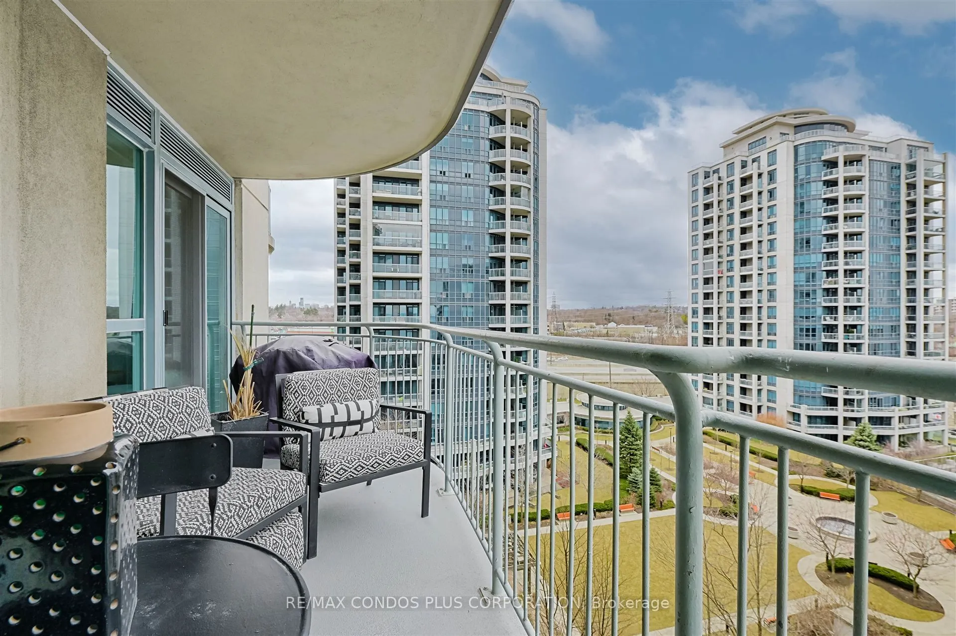 2111 Lake Shore Boulevard W, #912