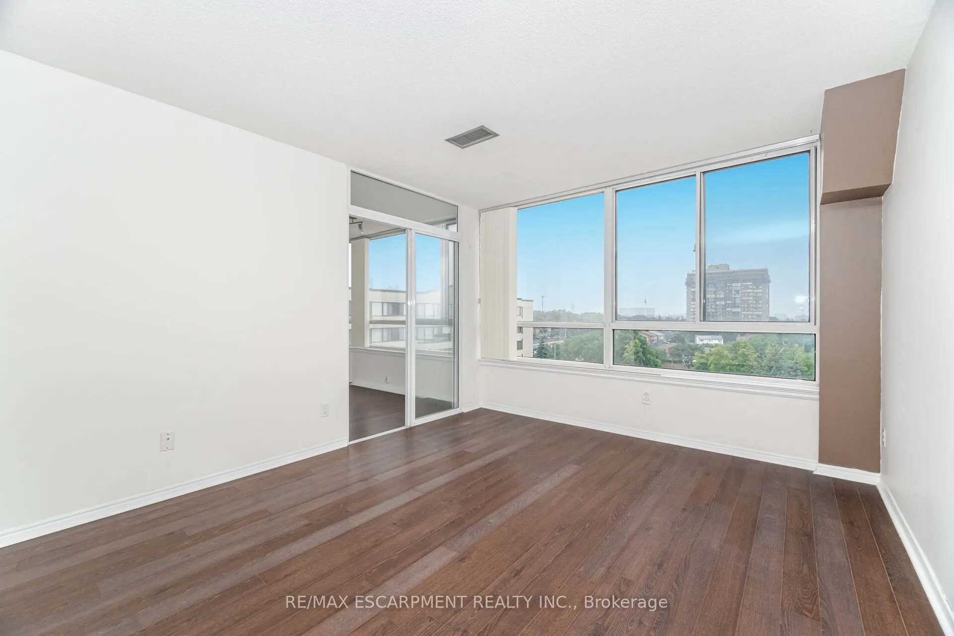 1001 Cedarglen Gate, #716