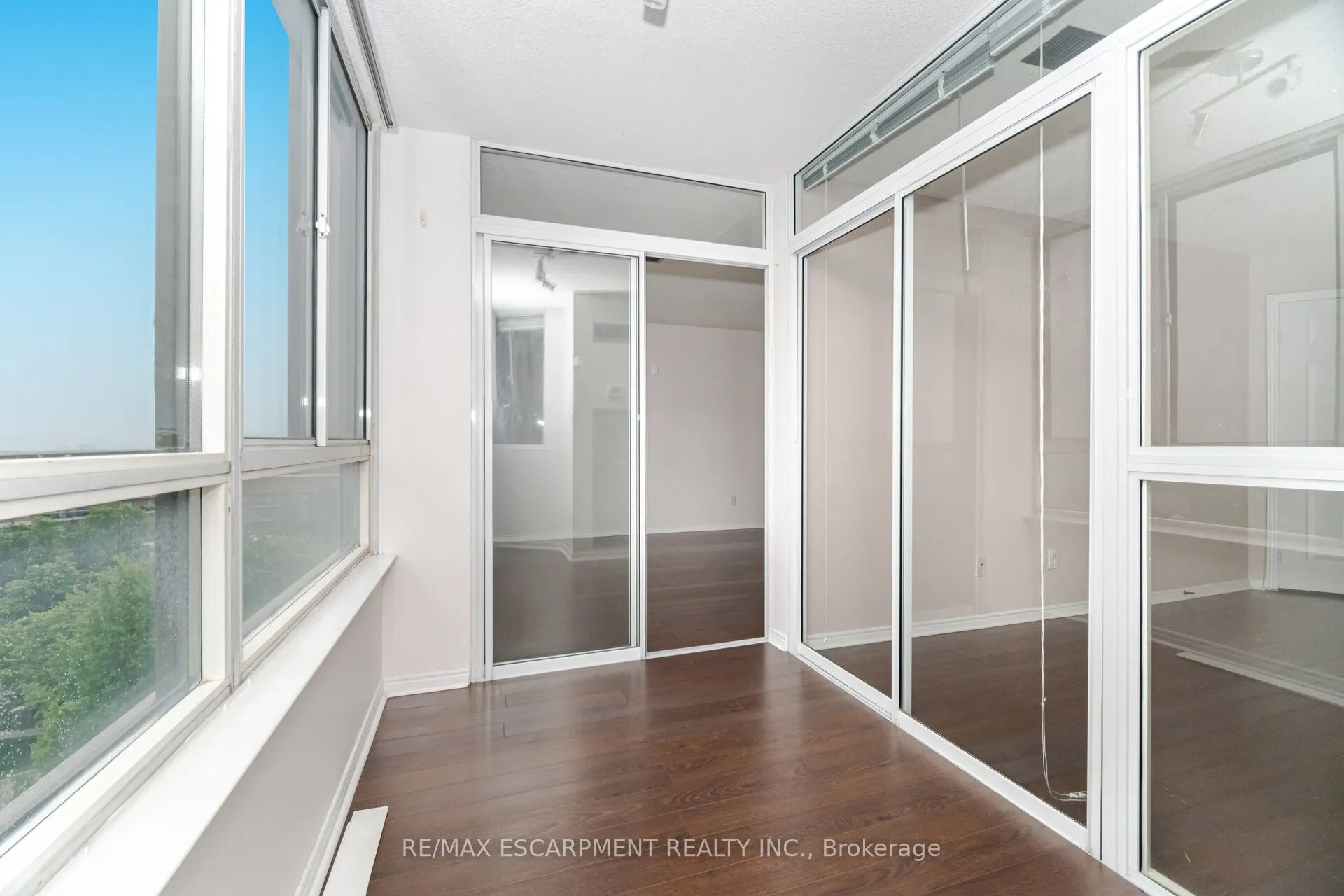 1001 Cedarglen Gate, #716