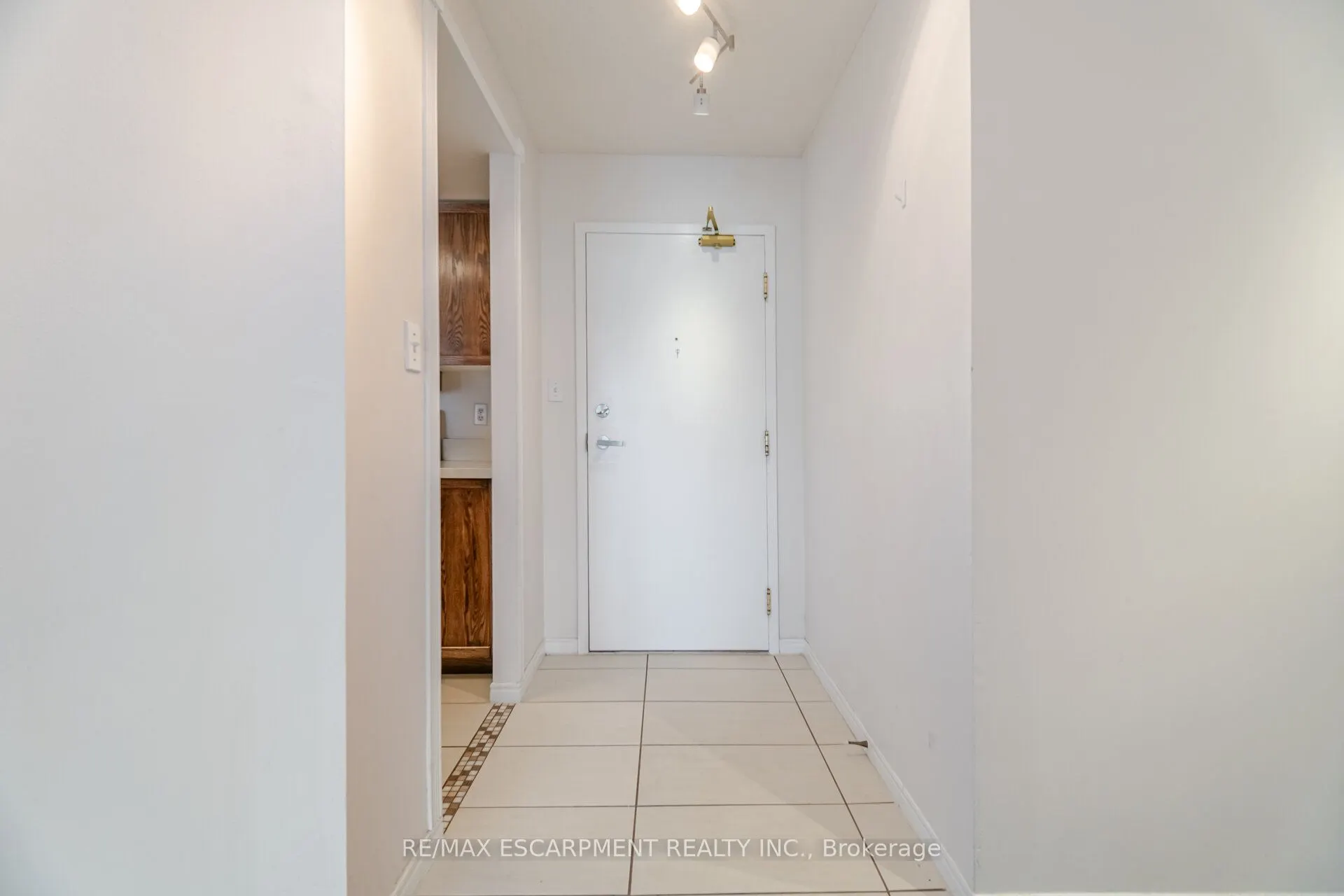 1001 Cedarglen Gate, #716