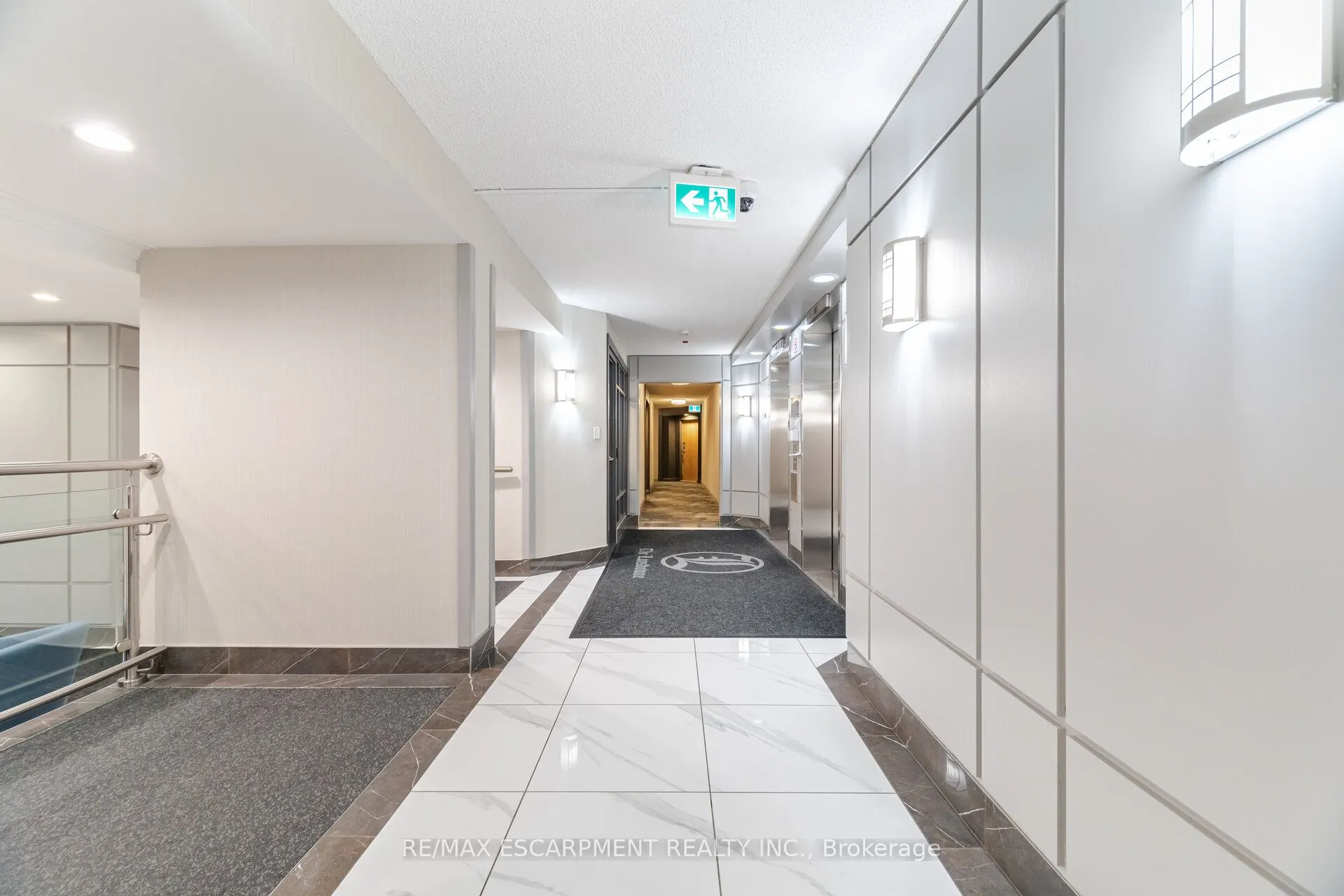 1001 Cedarglen Gate, #716